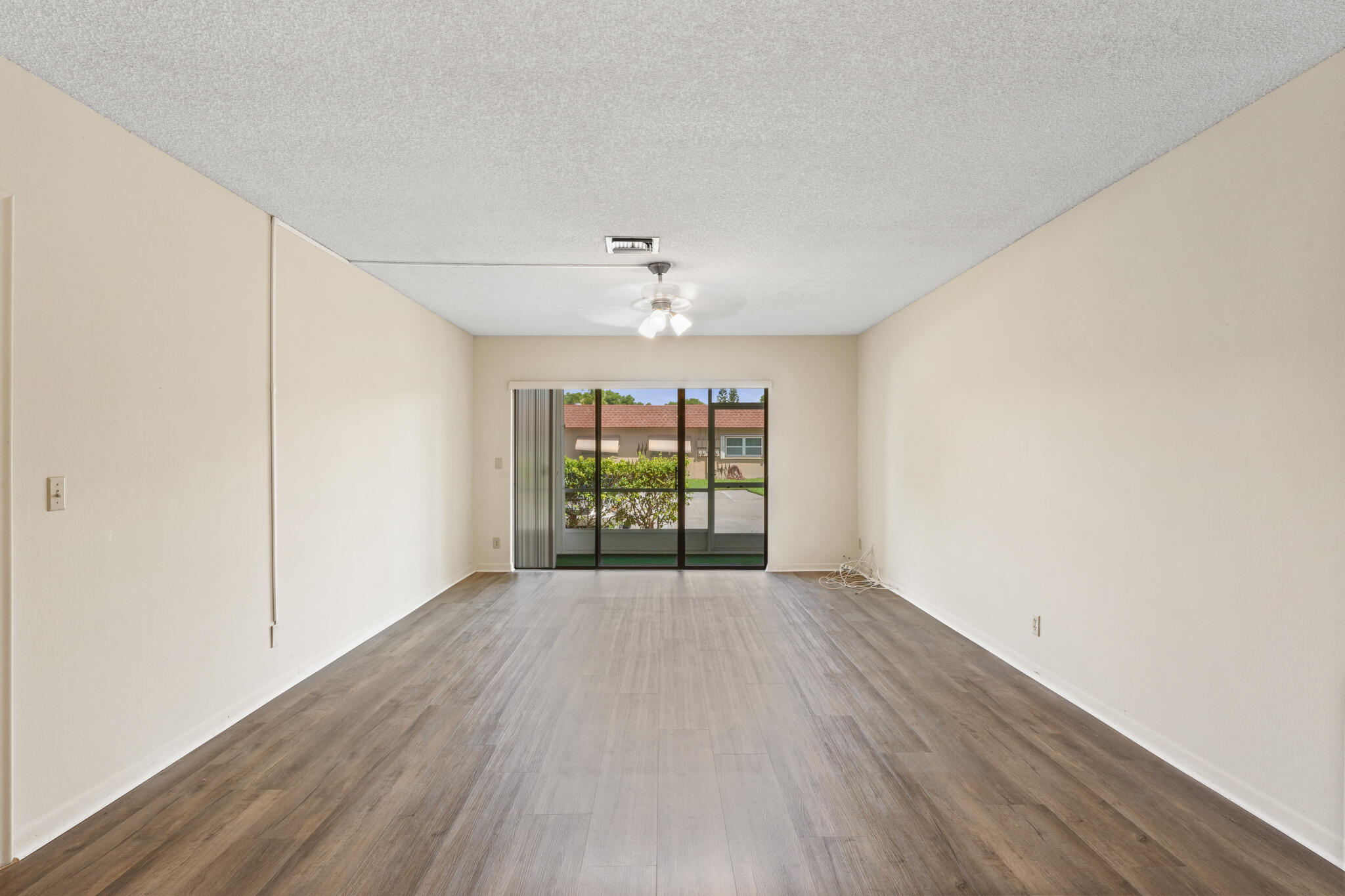 PALMLAND VILLAS I CONDO - Residential Lease