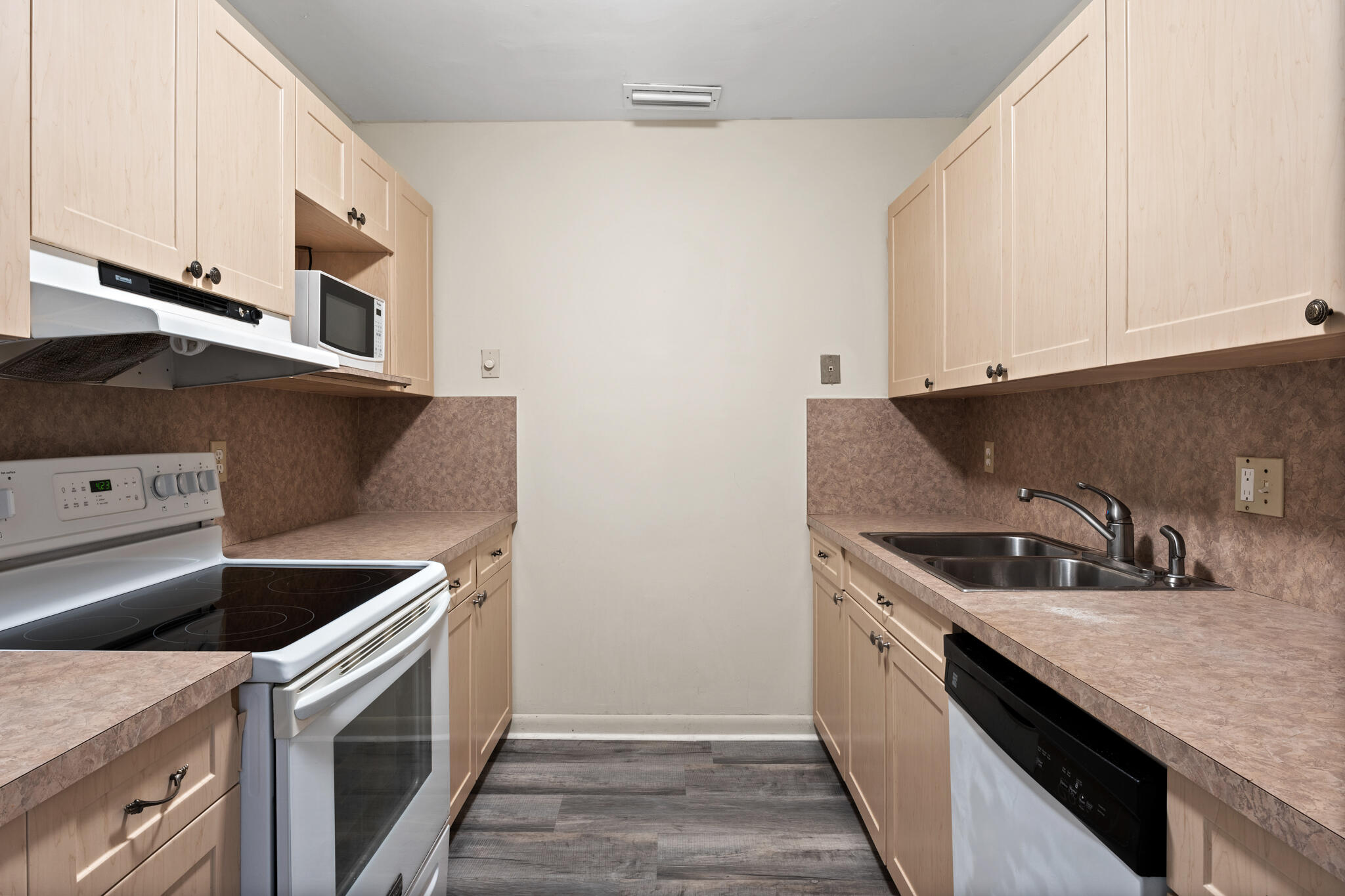 PALMLAND VILLAS I CONDO - Residential Lease