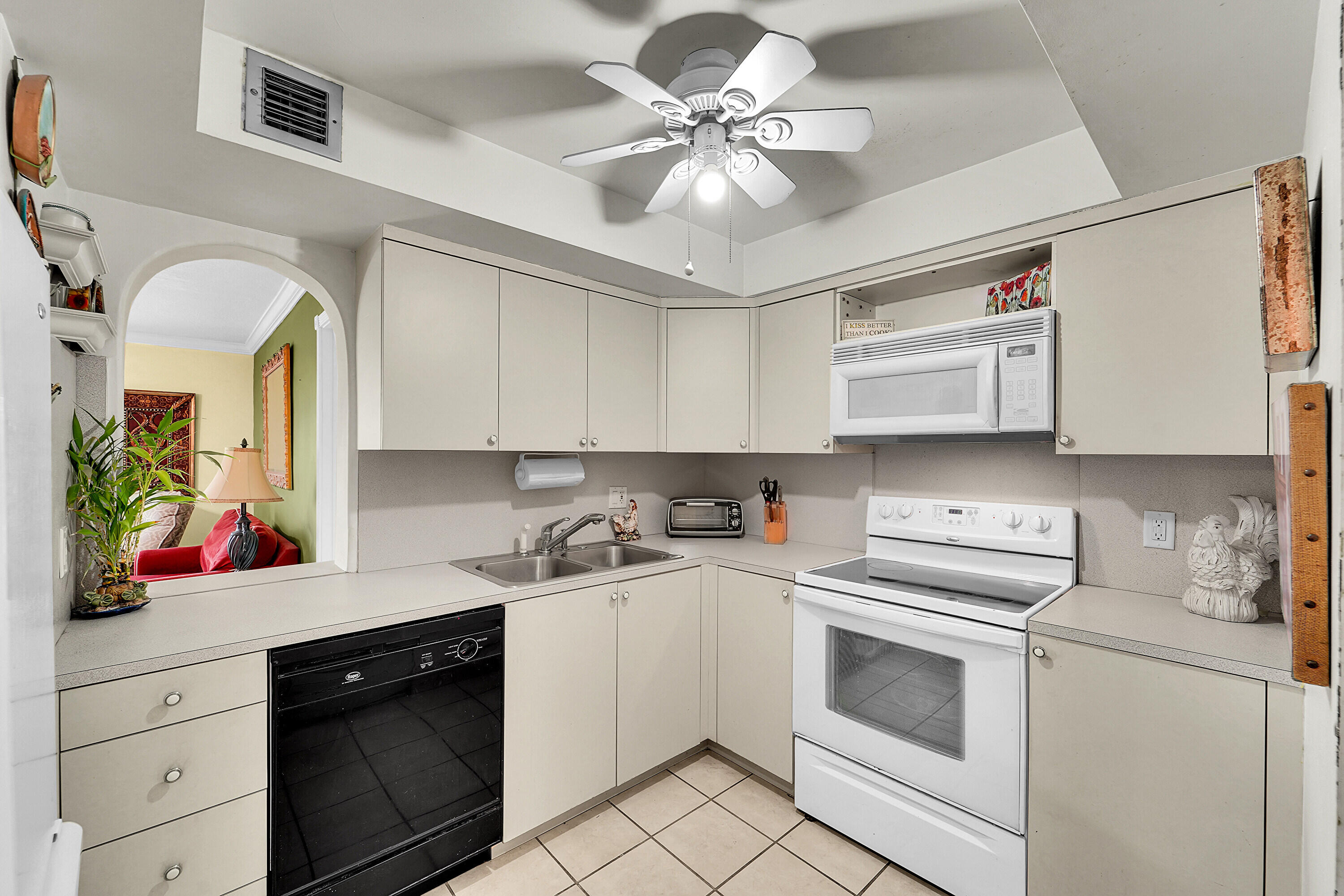 TOP OF THE MILE SOUTH CONDO - Residential