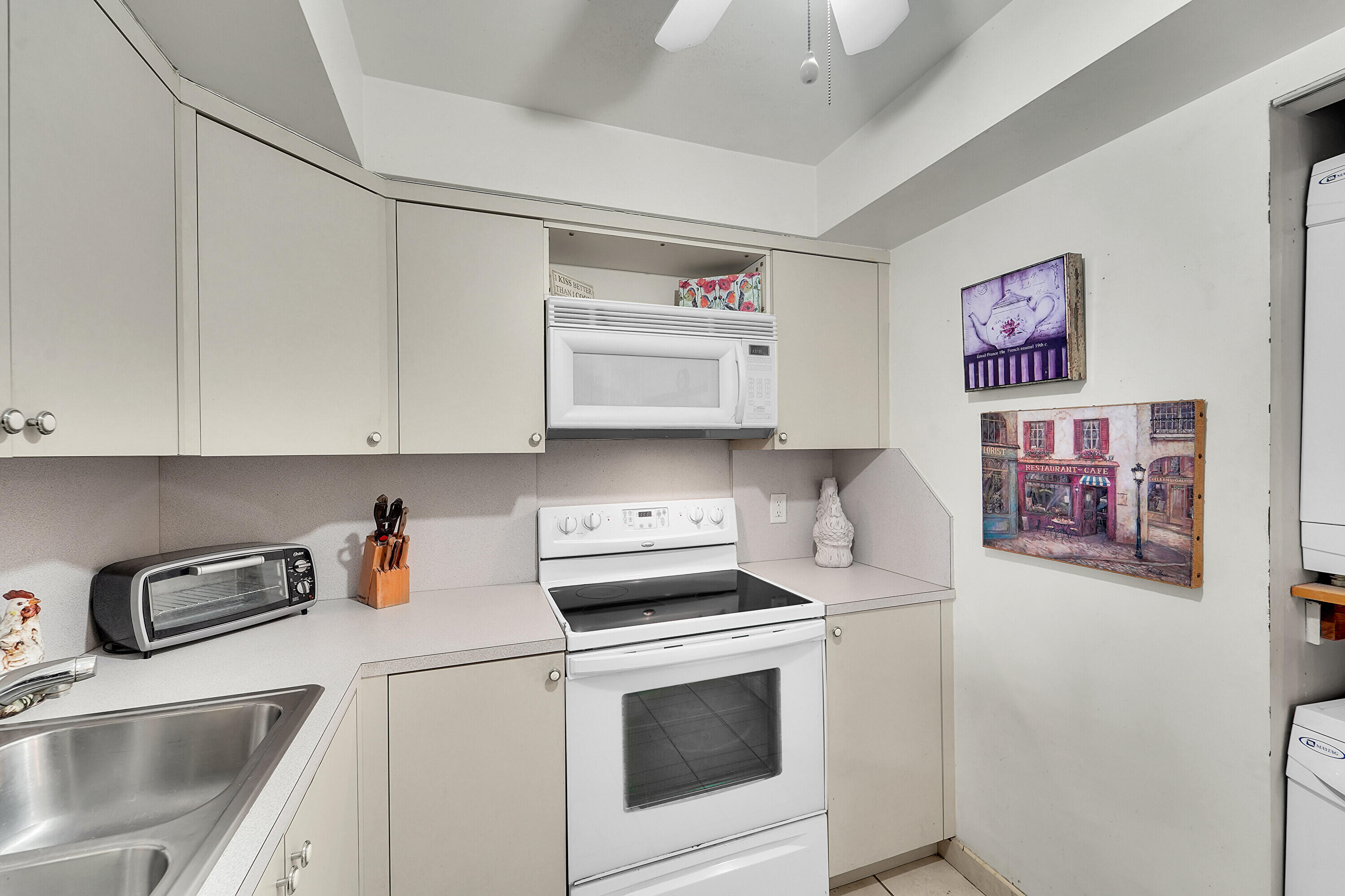 TOP OF THE MILE SOUTH CONDO - Residential