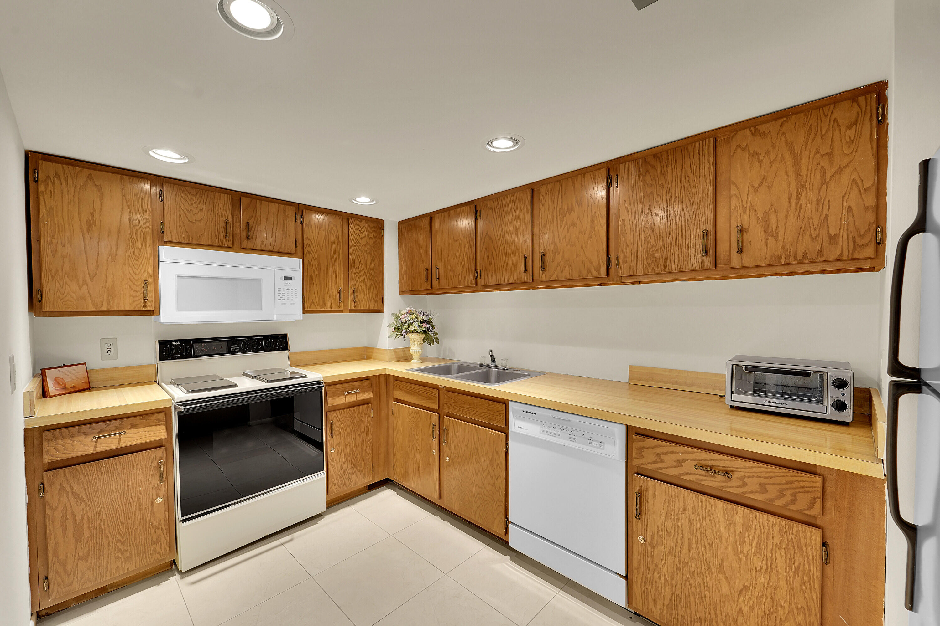 TOP OF THE MILE SOUTH CONDO - Residential