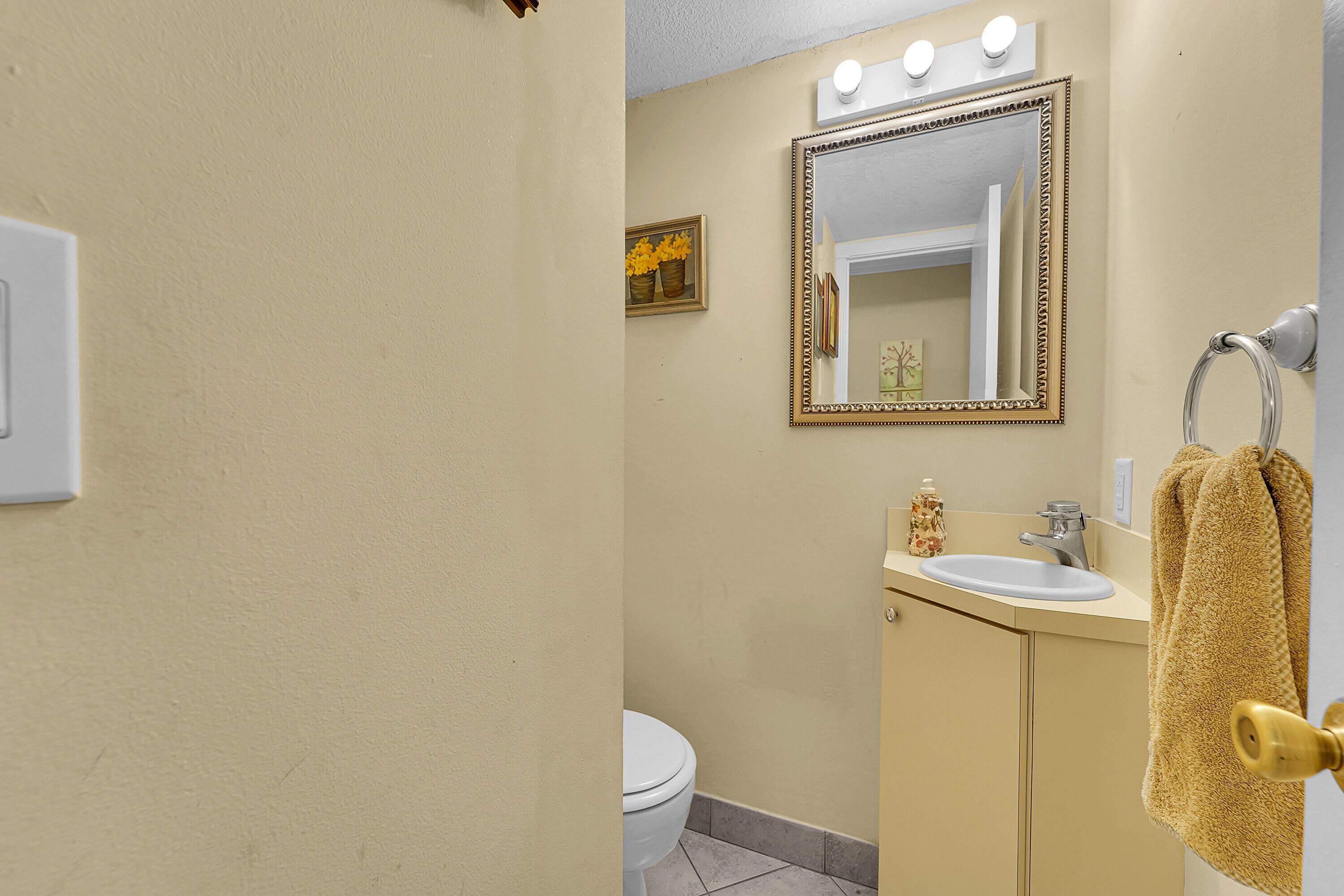 TOP OF THE MILE SOUTH CONDO - Residential