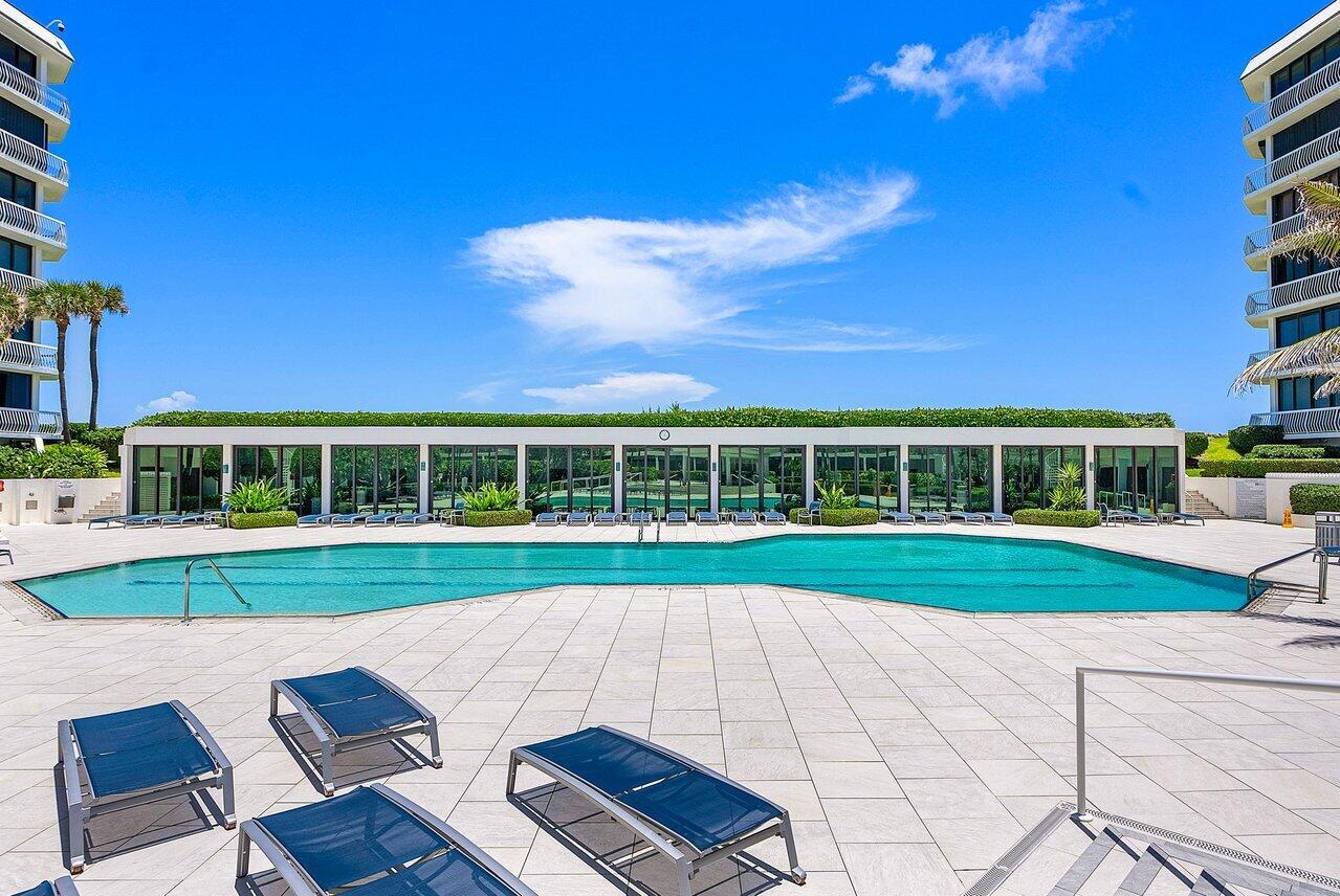 TWENTY ONE HUNDRED CONDO - Residential