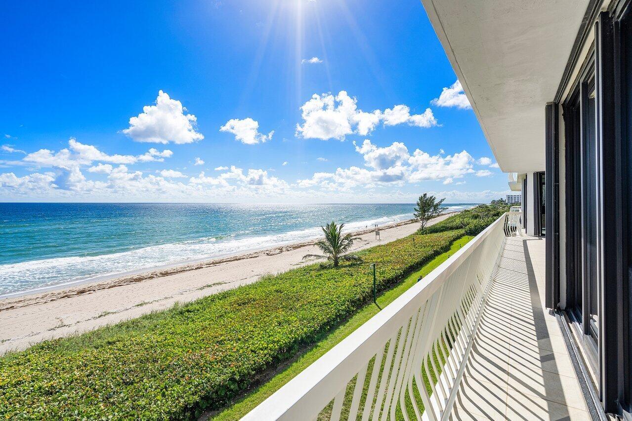 TWENTY ONE HUNDRED CONDO - Residential