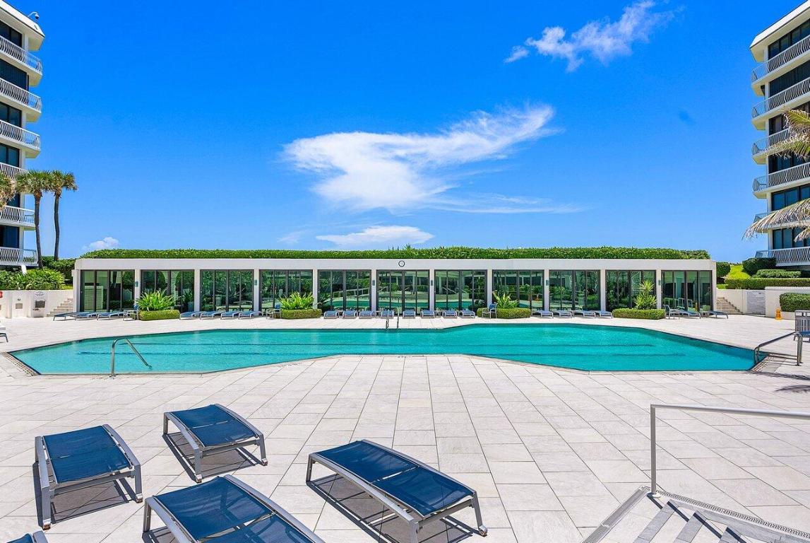 TWENTY ONE HUNDRED CONDO - Residential