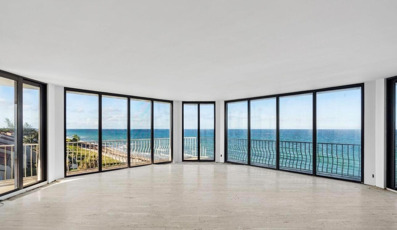 TWENTY ONE HUNDRED CONDO - Residential