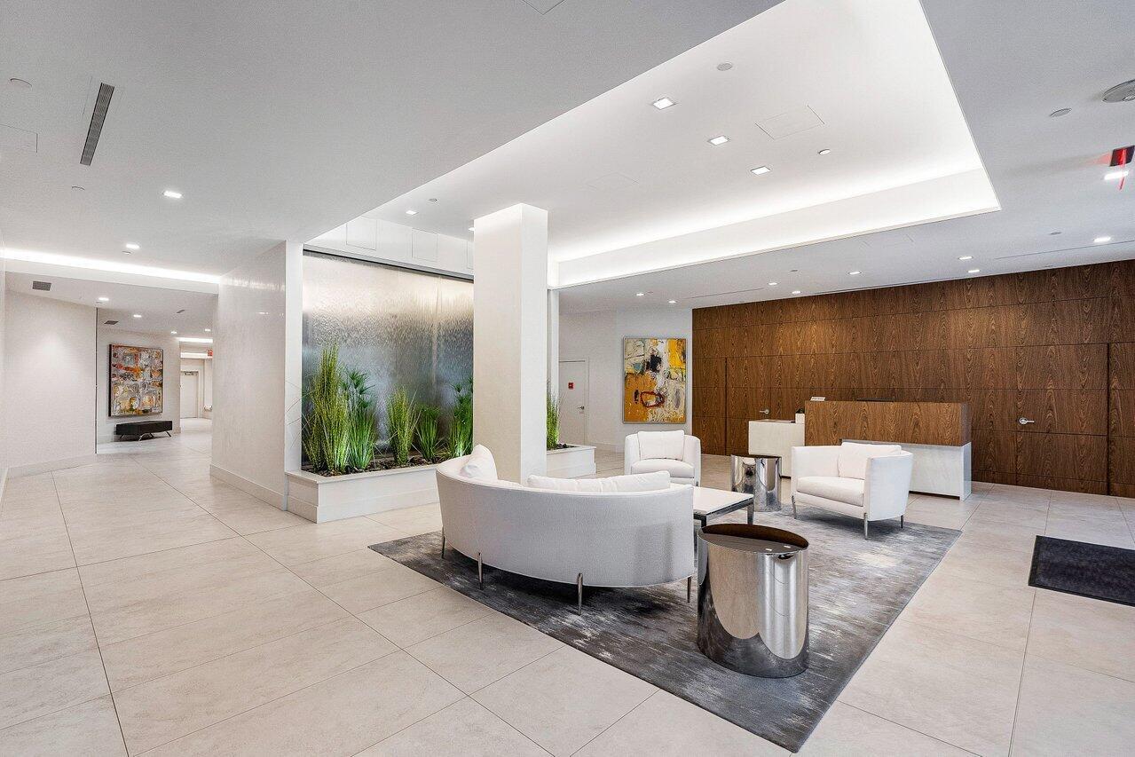 TWENTY ONE HUNDRED CONDO - Residential