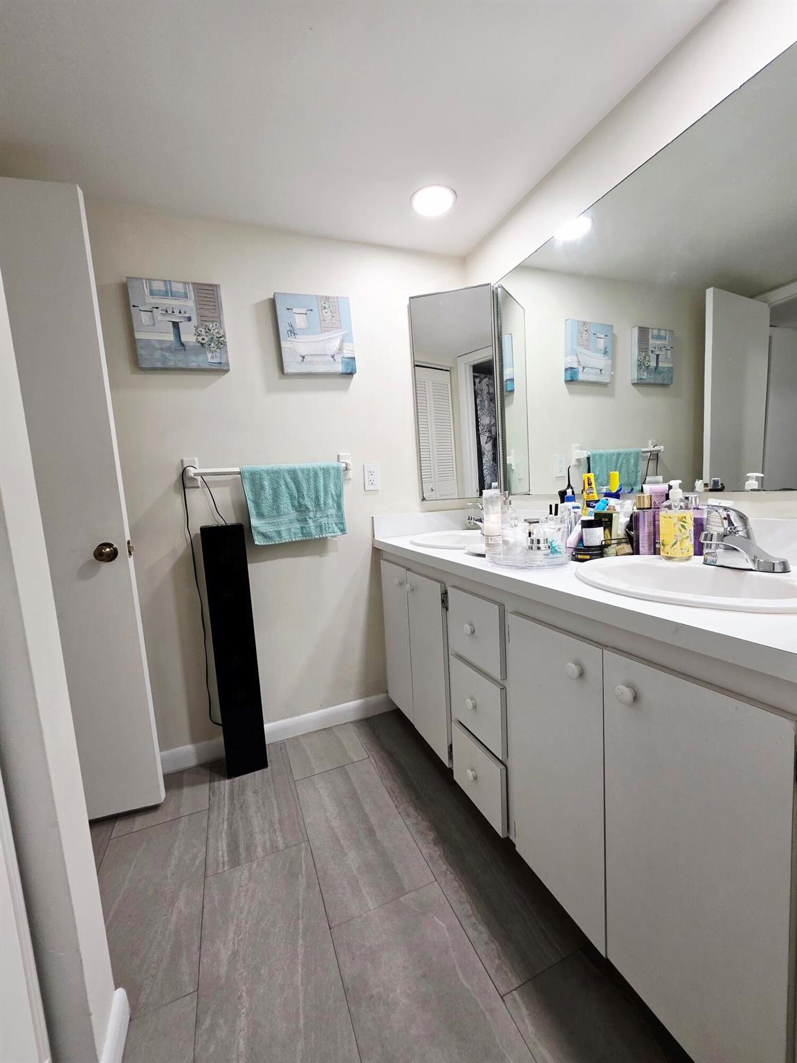 WOODLANDS OF PALM SPRINGS - Residential