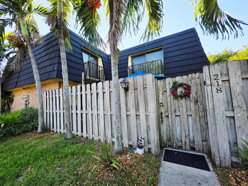 WOODLANDS OF PALM SPRINGS - Residential