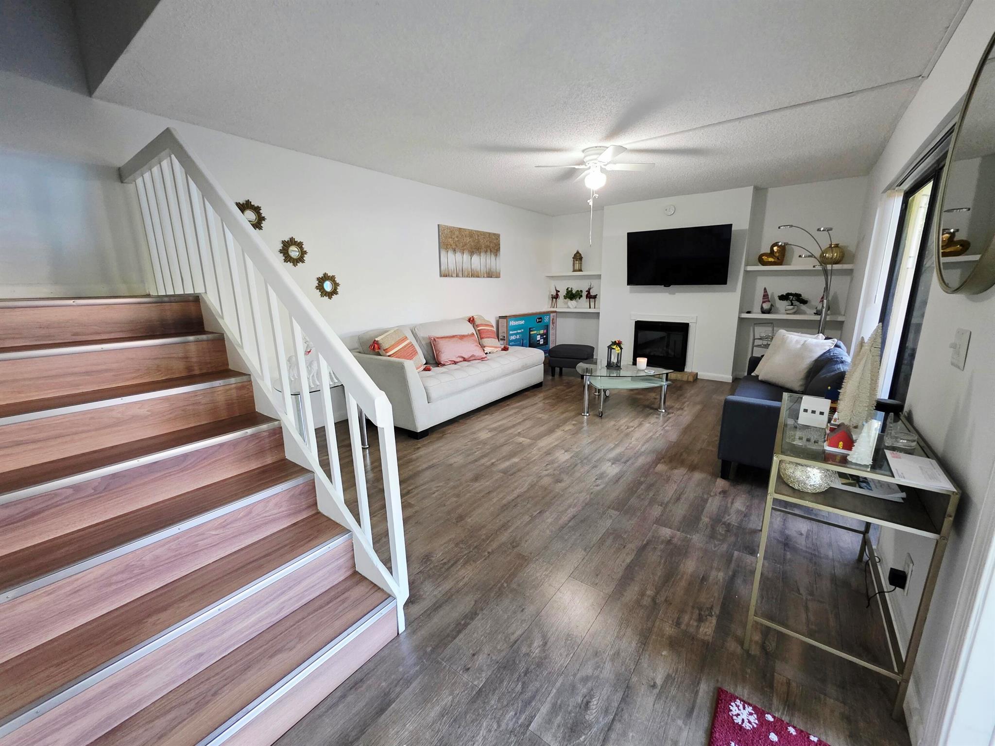 View photos, virtual tours, details... 218 Woodland Road