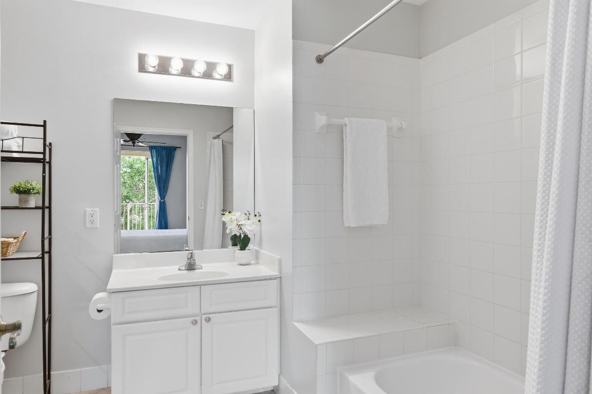 VILLAGE AT ABACOA CONDO - Residential