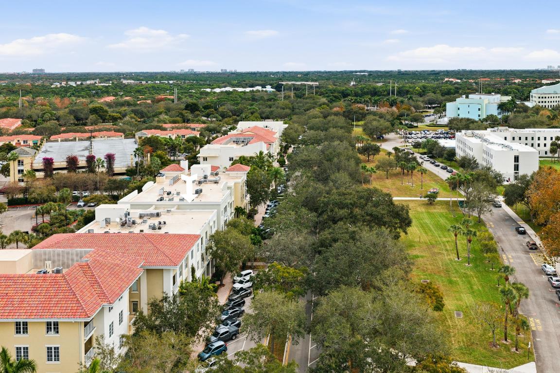 VILLAGE AT ABACOA CONDO - Residential