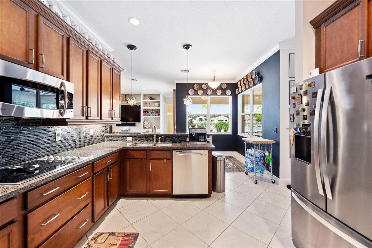 DIAMOND C RANCH POD G - Residential Lease