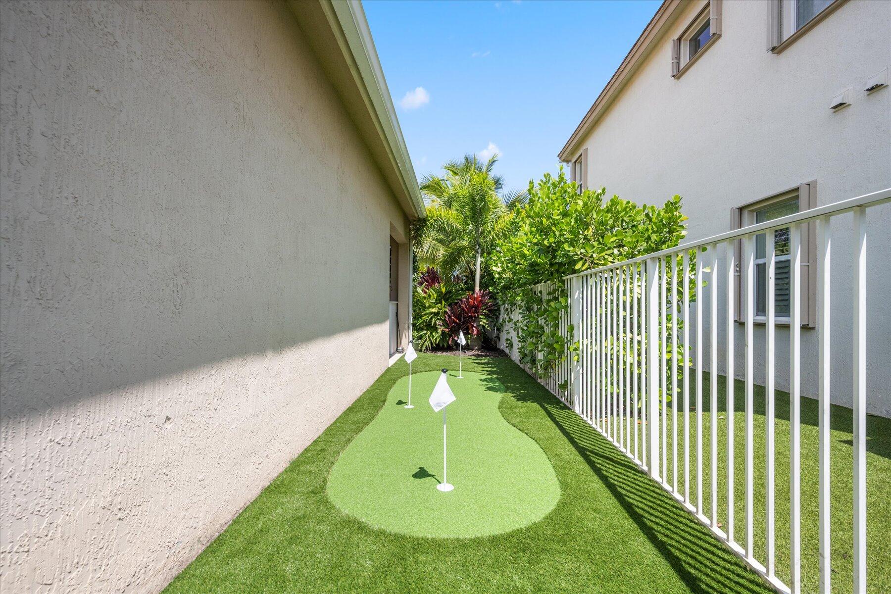 DIAMOND C RANCH POD G - Residential Lease