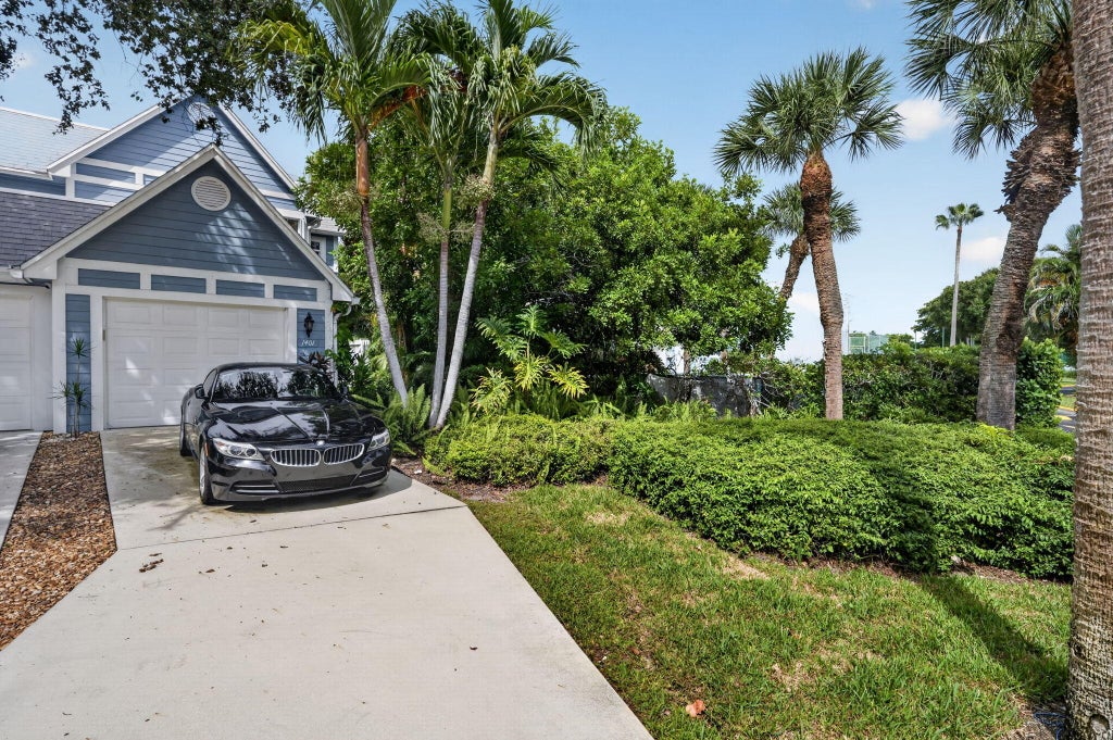 Photo of 1401 OCEAN DUNES Circle, Jupiter, FL 33477 (MLS # B26072522)