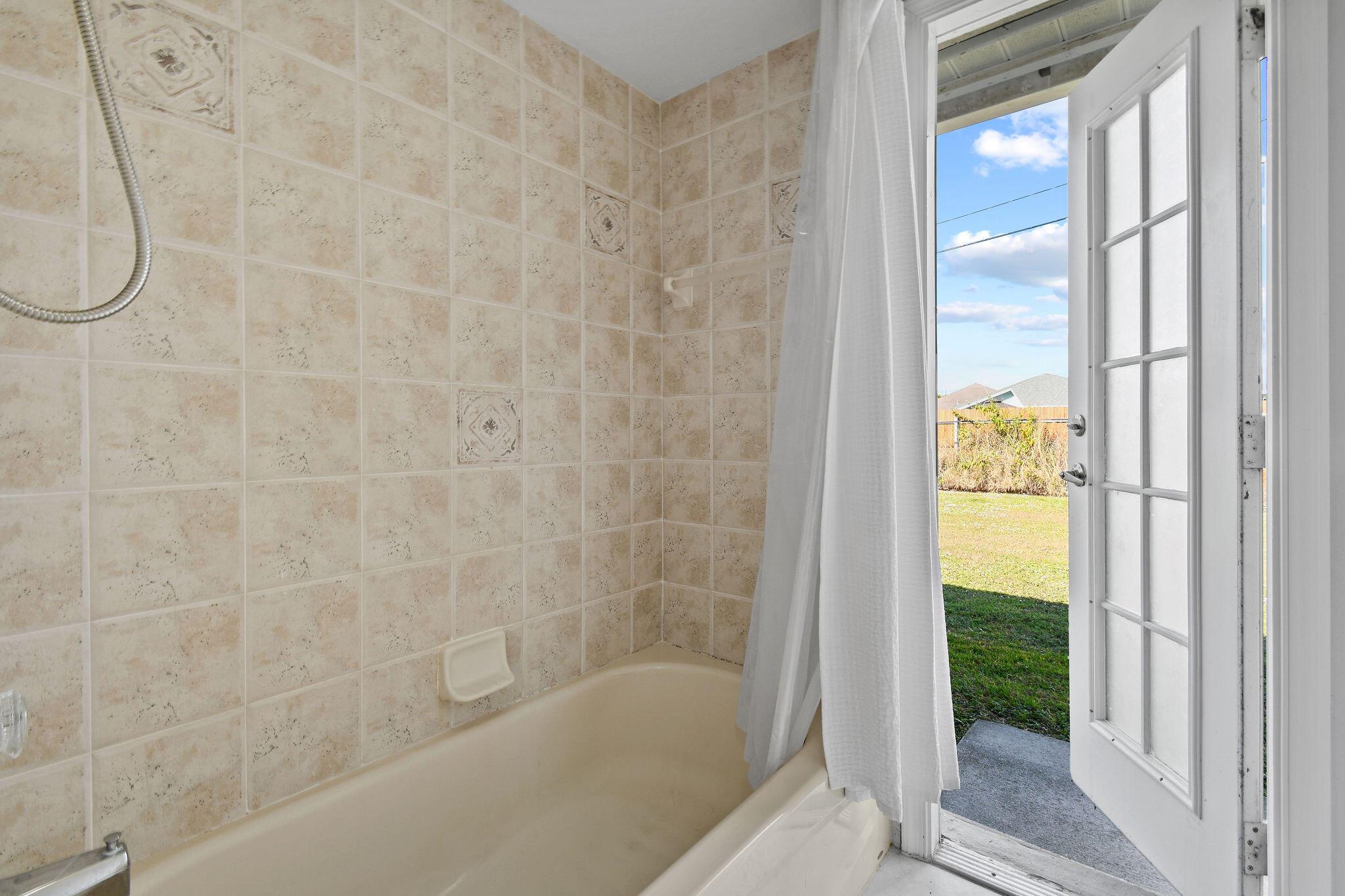 PORT ST LUCIE SECTION 21 - Residential