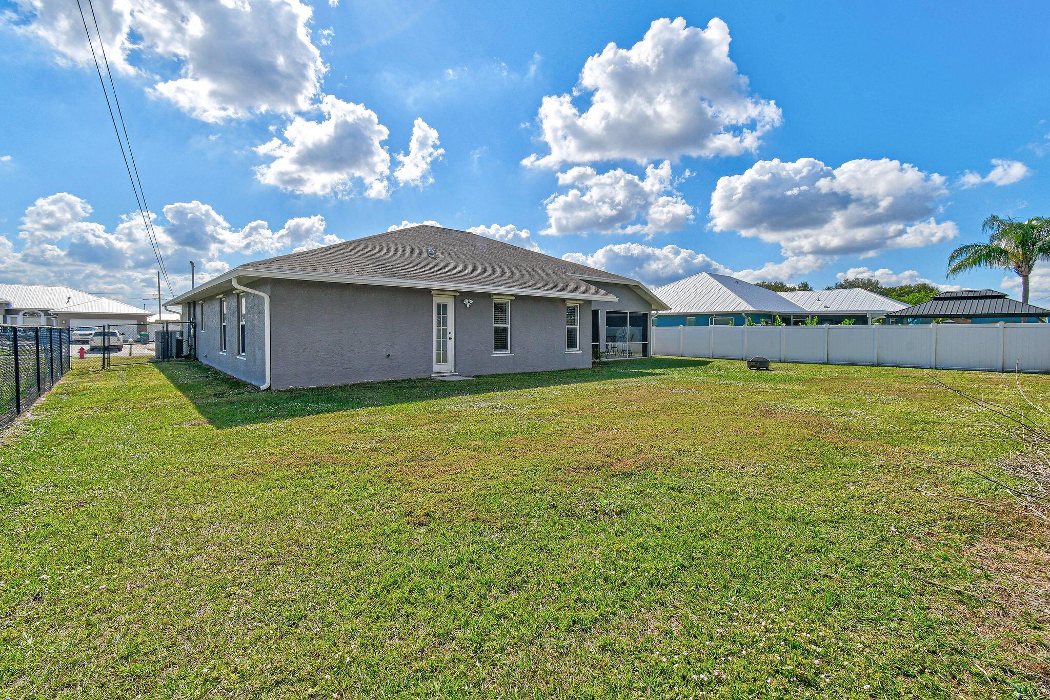 PORT ST LUCIE SECTION 21 - Residential