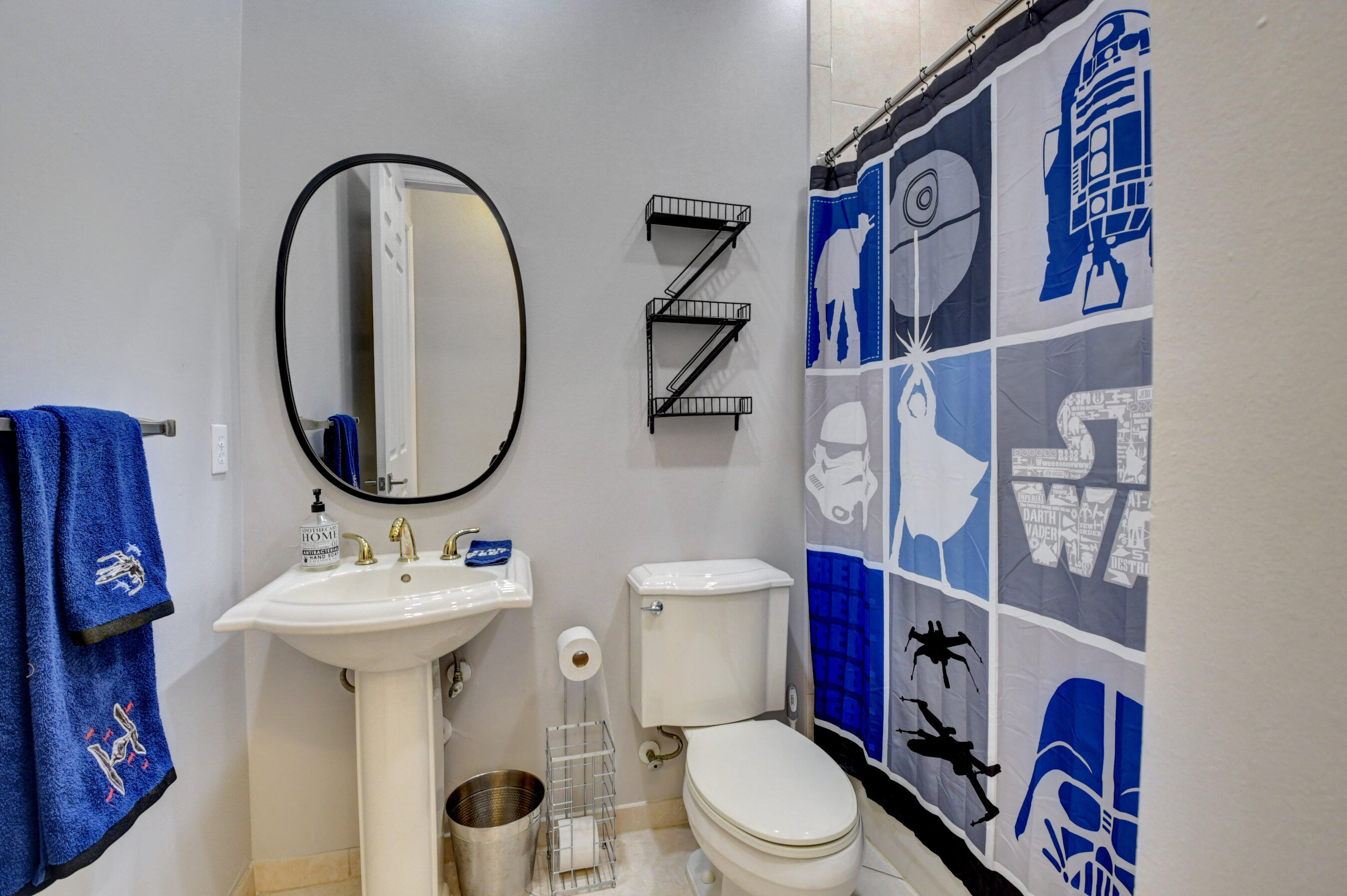 CANYON LAKES 1 - Residential