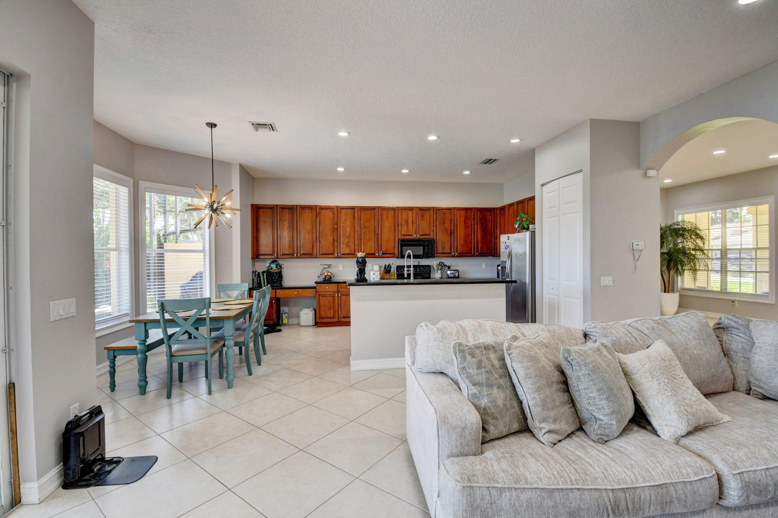 CANYON LAKES 1 - Residential