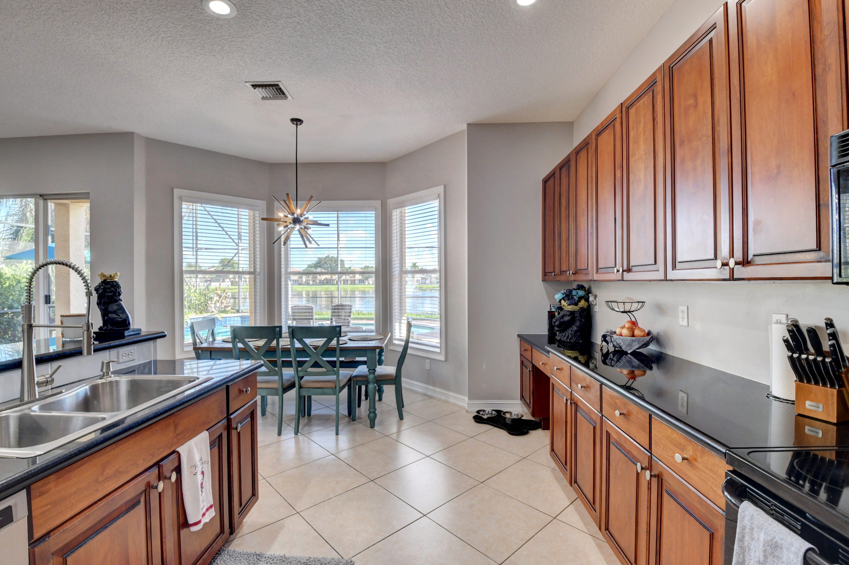 CANYON LAKES 1 - Residential