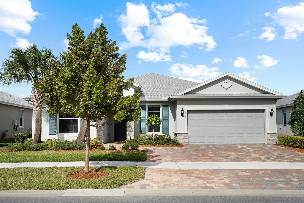 Photo of 10377 SW Captiva Drive, Port Saint Lucie, FL 34987 (MLS # R11088049)