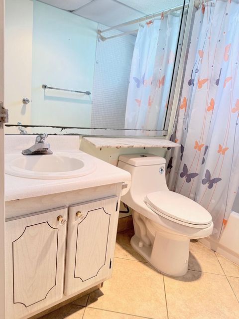 Tiny photo for 276 Saxony F, Delray Beach, FL 33446 (MLS # B26052653)