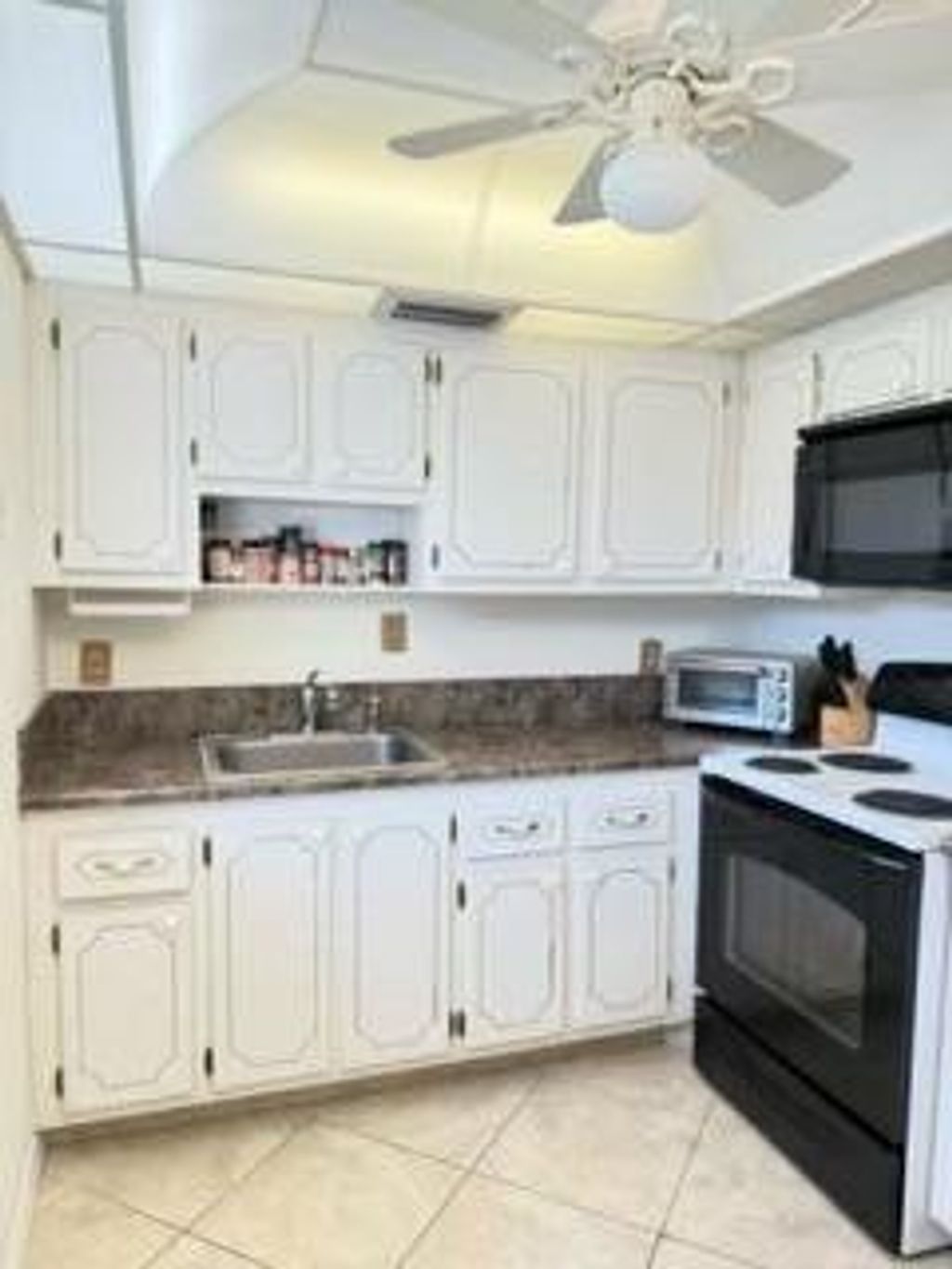 Photo of 276 Saxony F, Delray Beach, FL 33446 (MLS # B26052653)