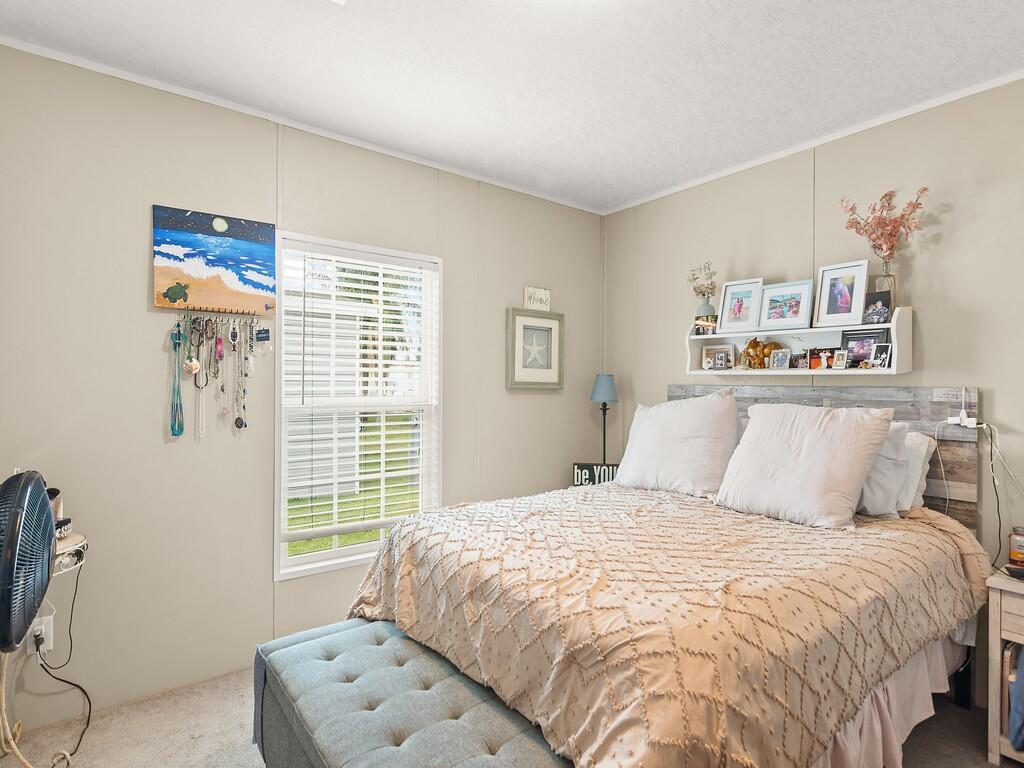 SANDHILL SHORES - Residential