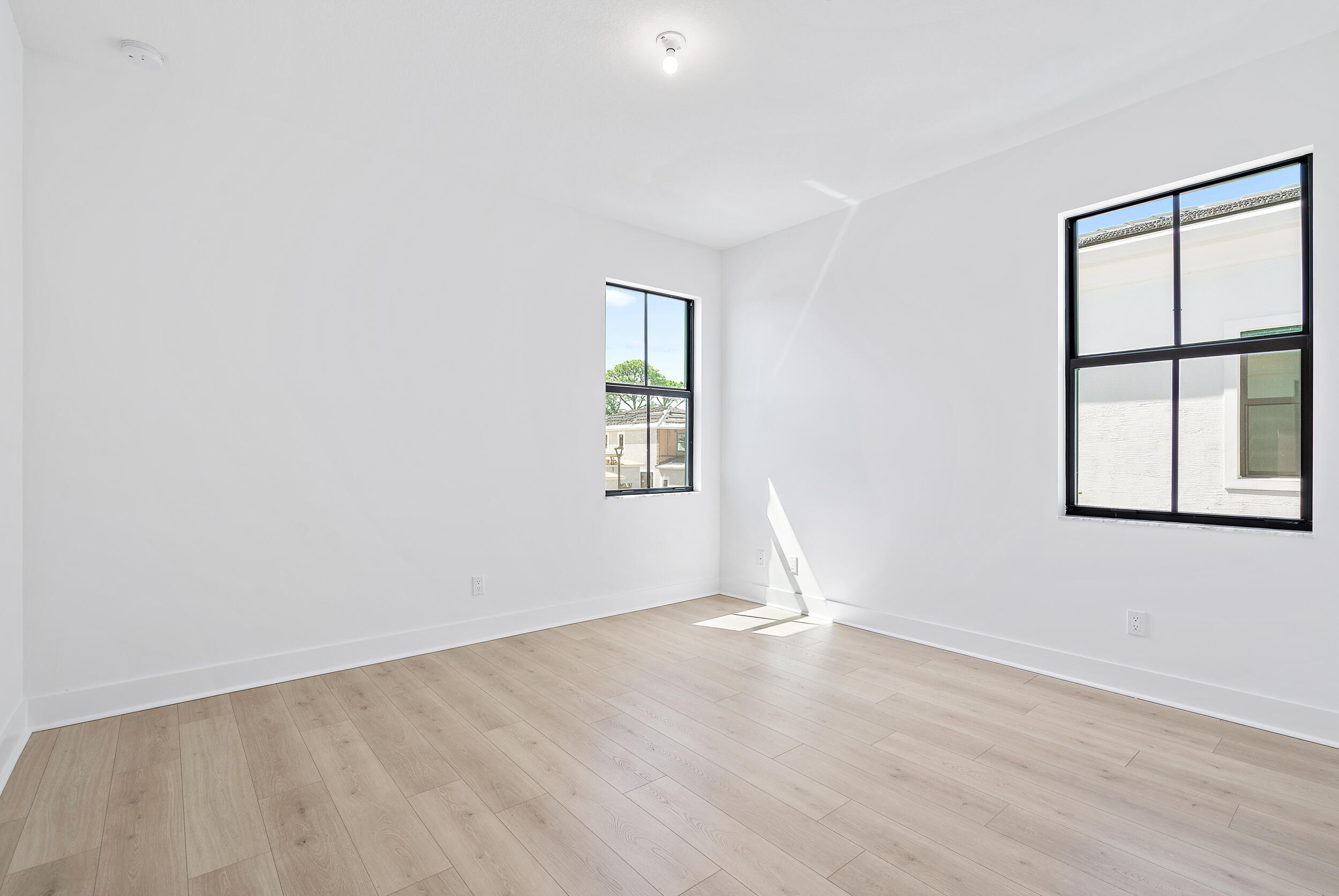 ARTISTRY - Residential Lease