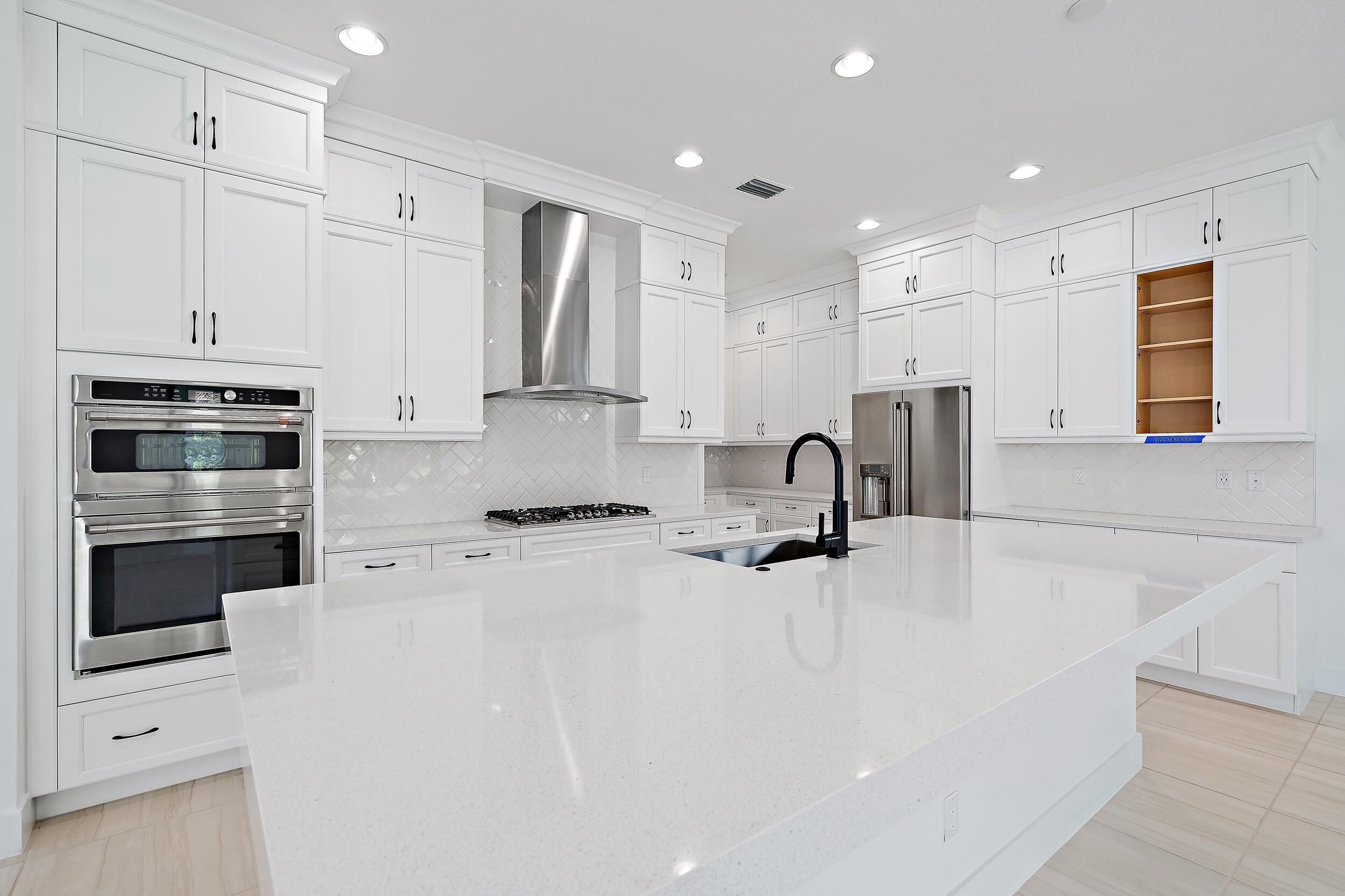 ARTISTRY - Residential Lease