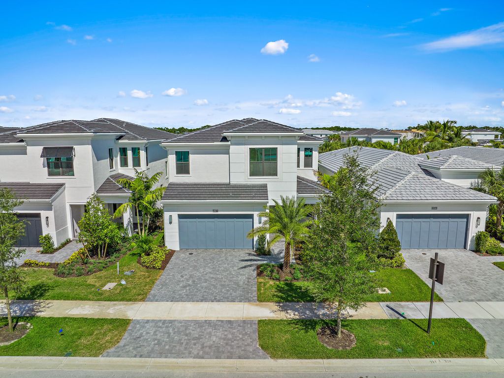 Photo of 13577 Artisan Circle, Palm Beach Gardens, FL 33418 (MLS # B26000736)