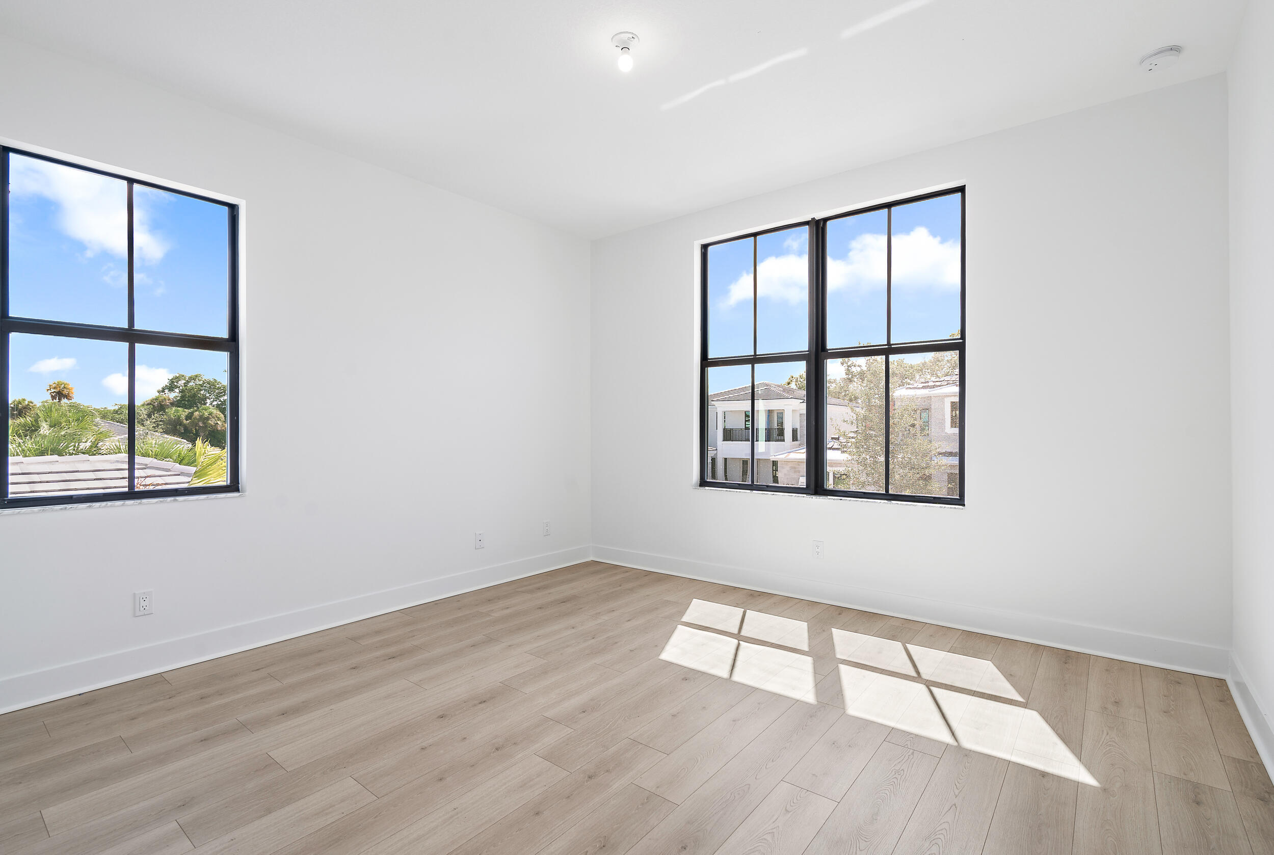 ARTISTRY - Residential Lease