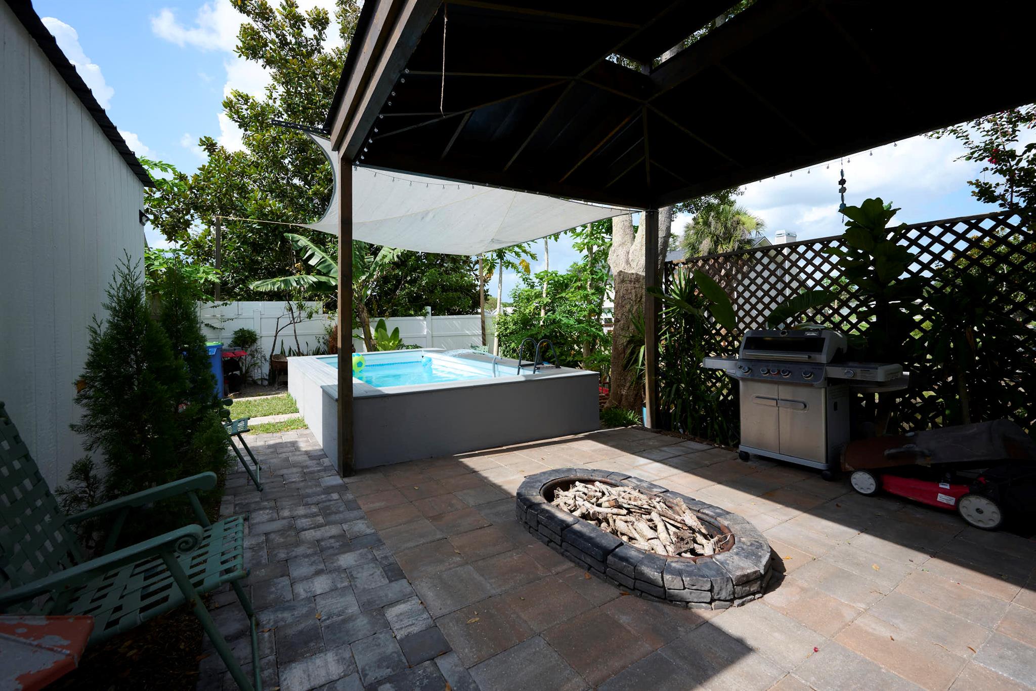 441 Spoonbill Court