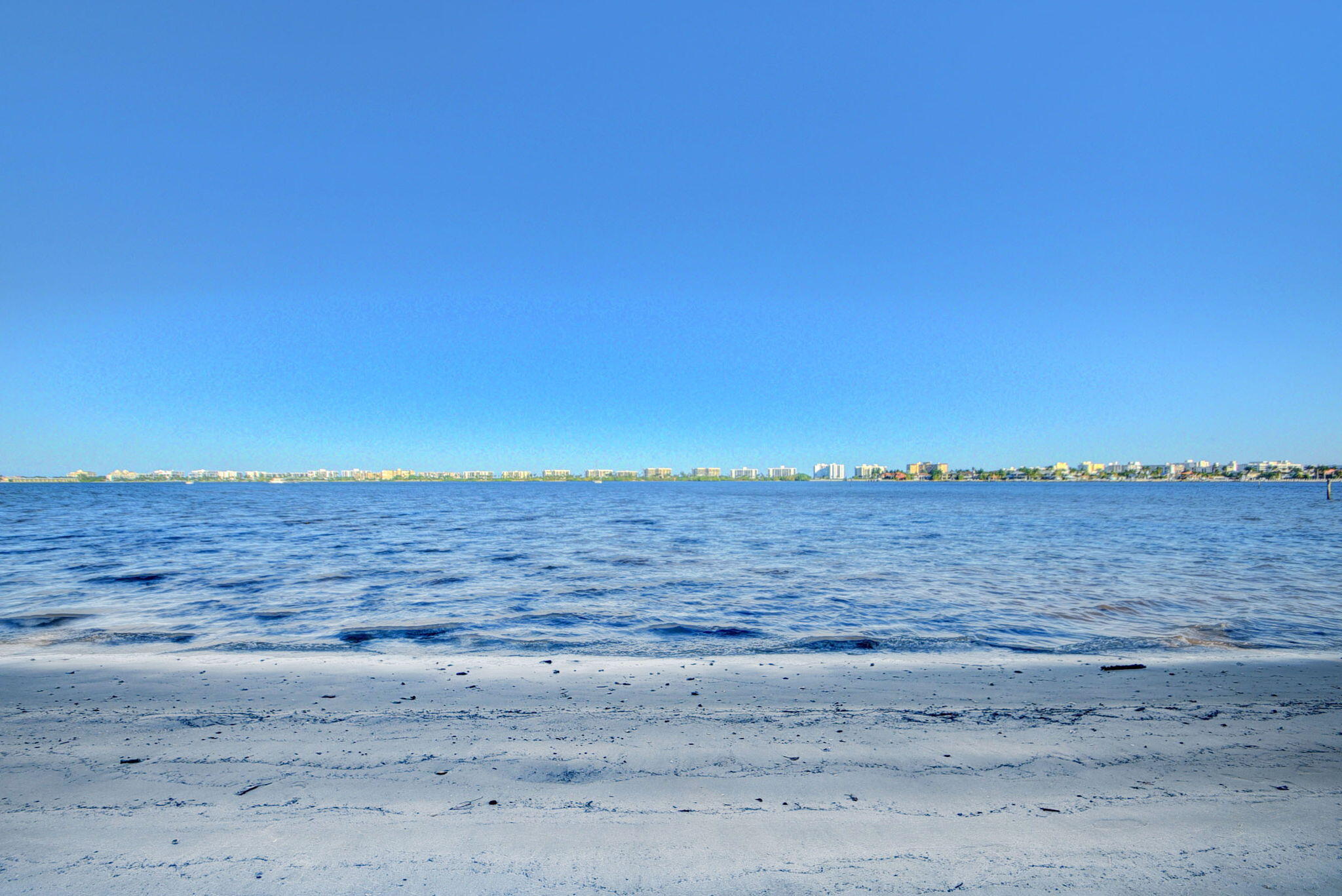 PALM LAKE 1 CONDO - Residential