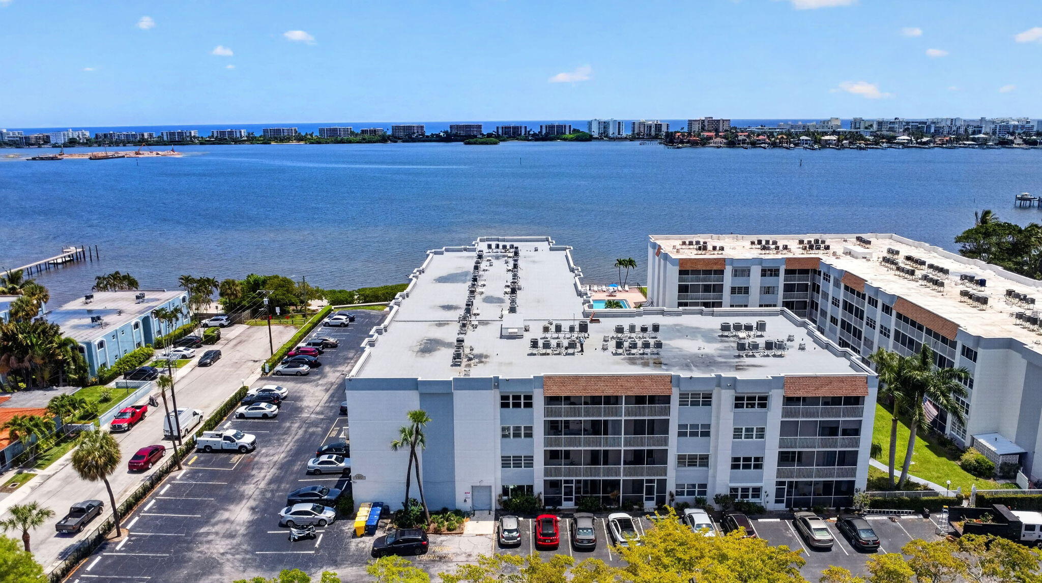 PALM LAKE 1 CONDO - Residential