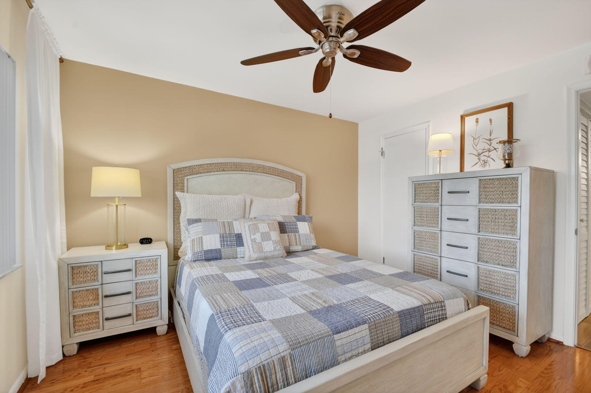 PALM LAKE 1 CONDO - Residential