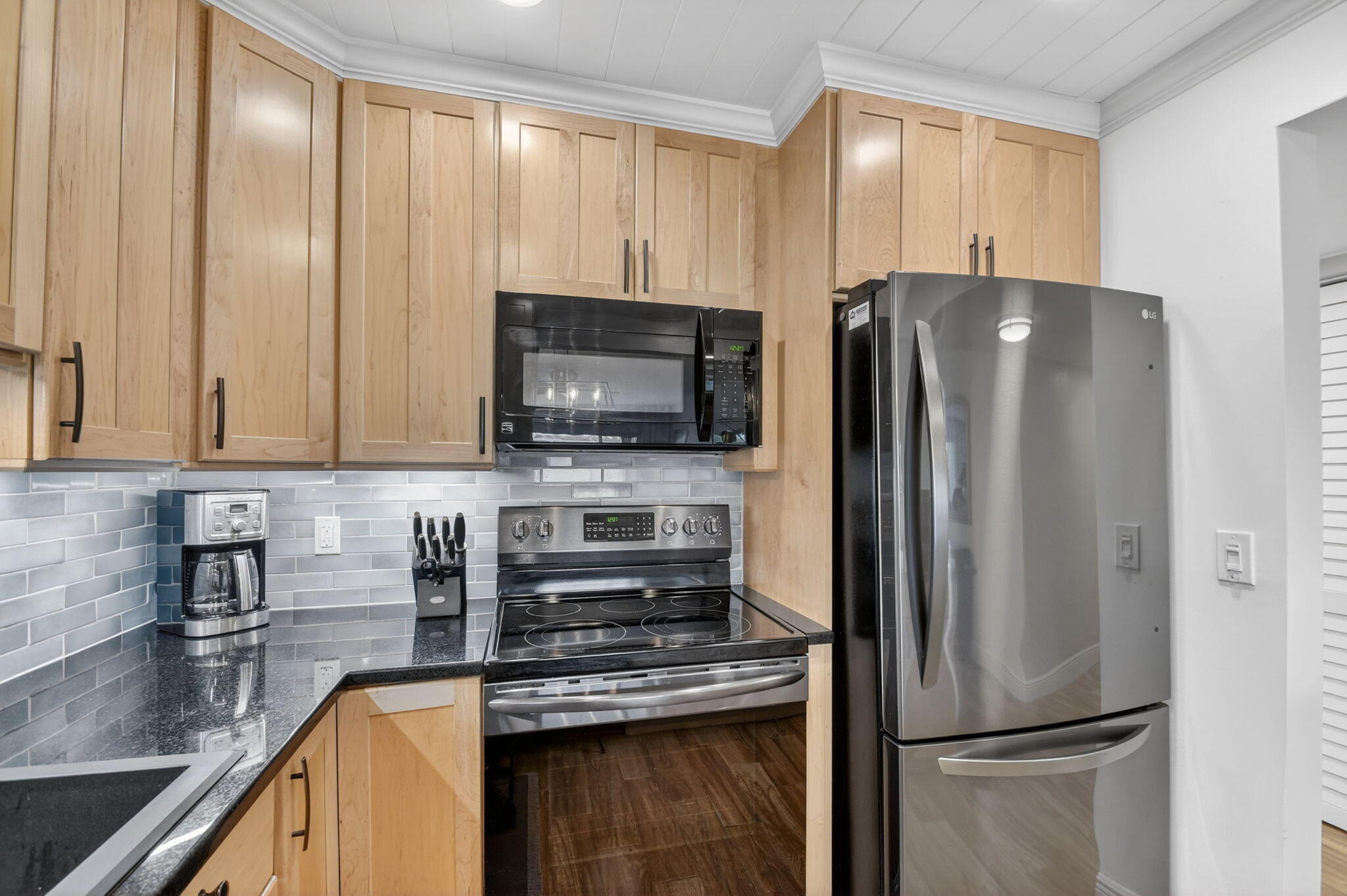 PALM LAKE 1 CONDO - Residential