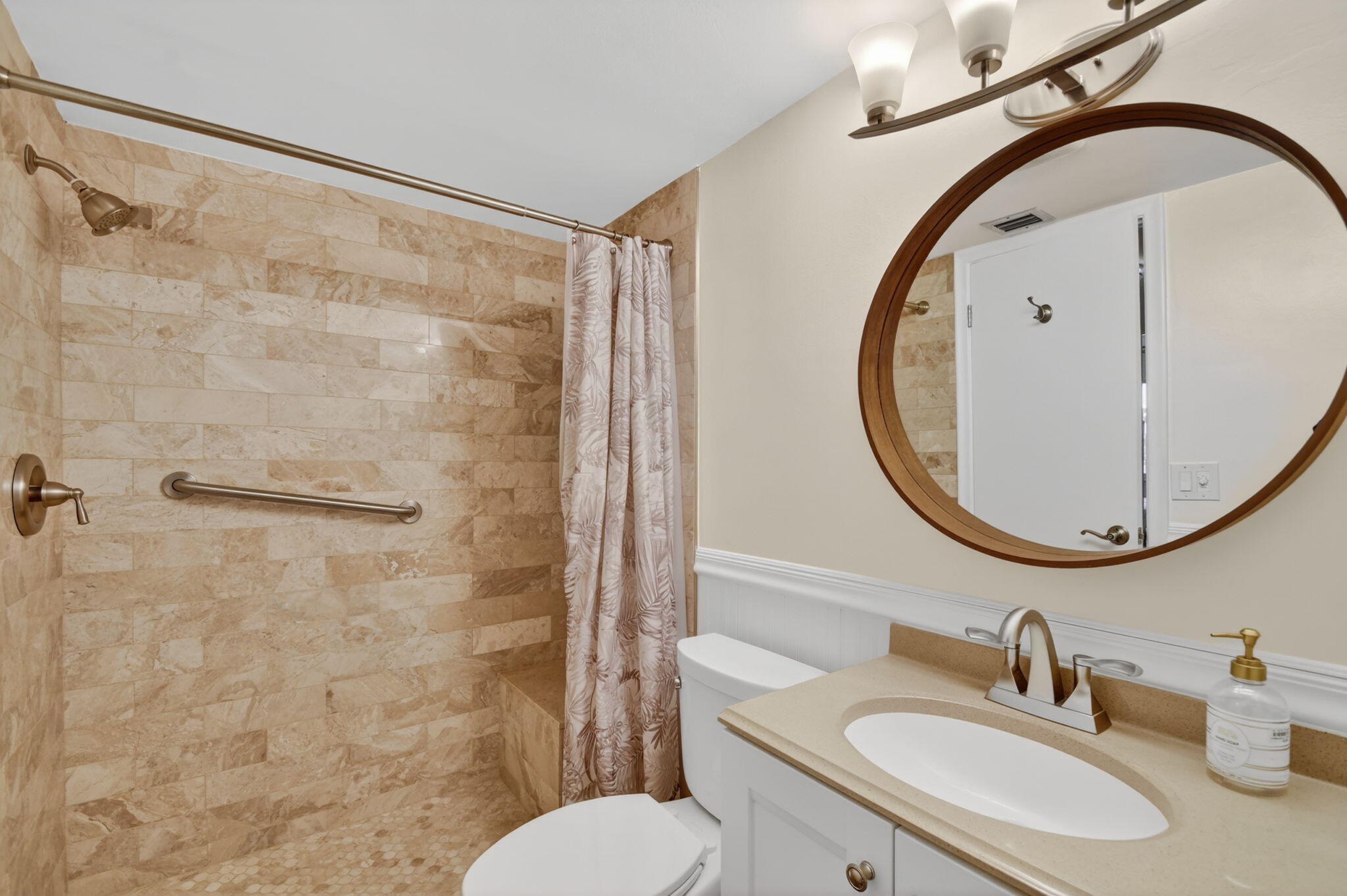 PALM LAKE 1 CONDO - Residential