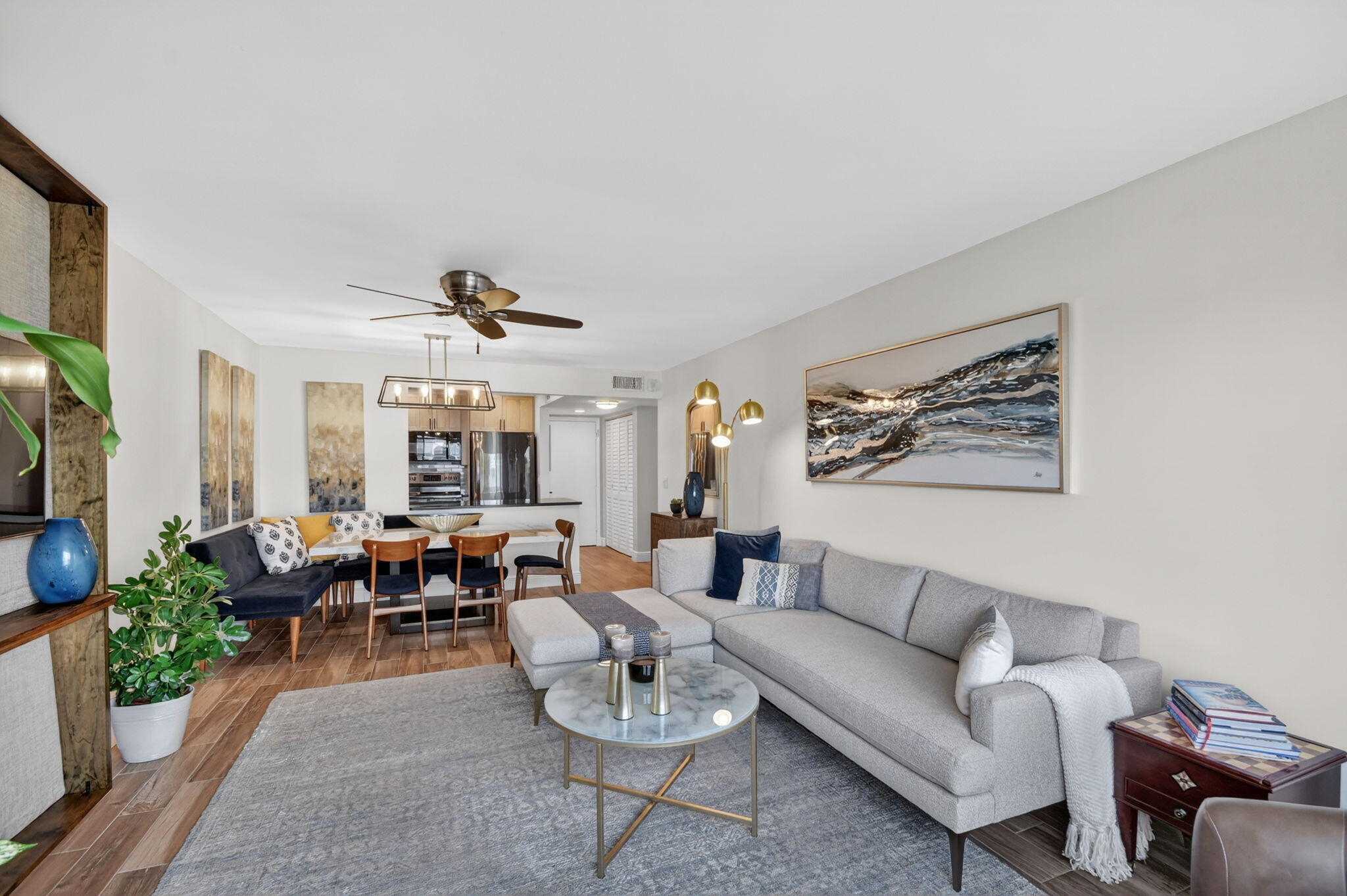 PALM LAKE 1 CONDO - Residential