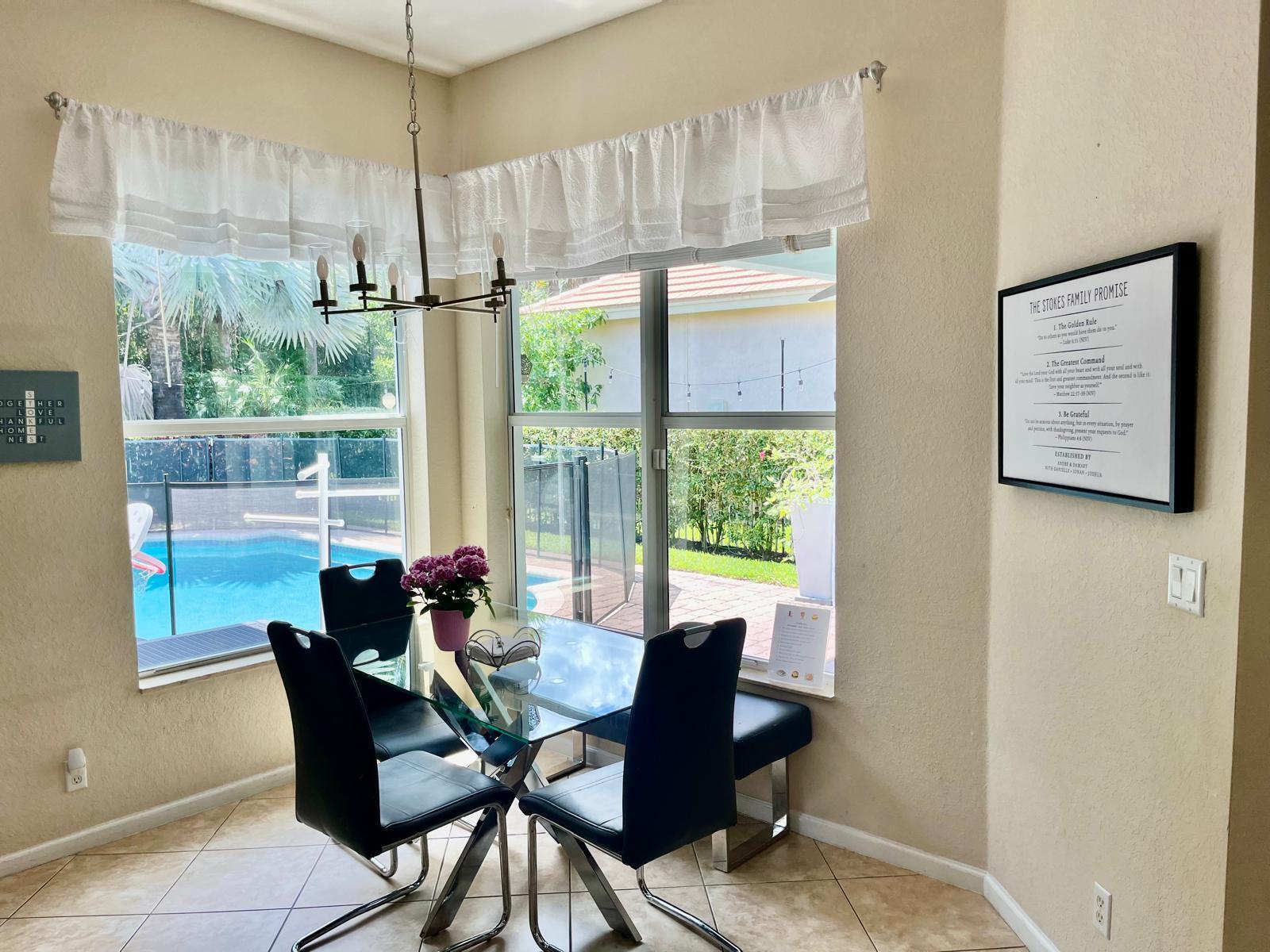 127 Palm Beach Plantation Boulevard