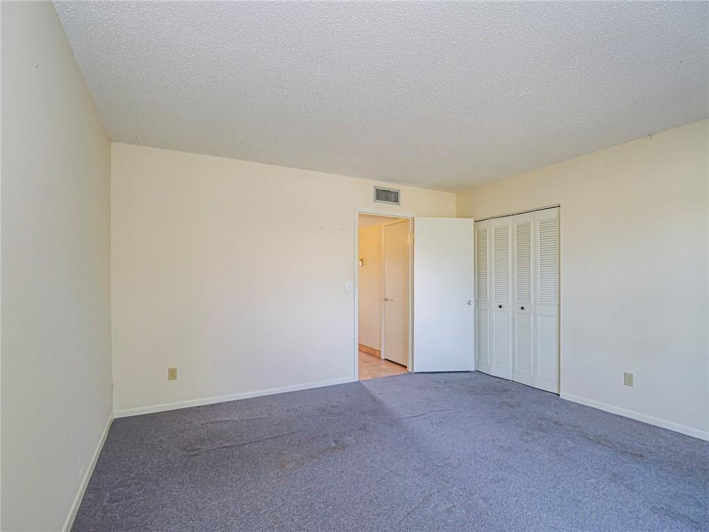 VISTA ROYALE PHASE IV BLDGS 83-111 - Residential