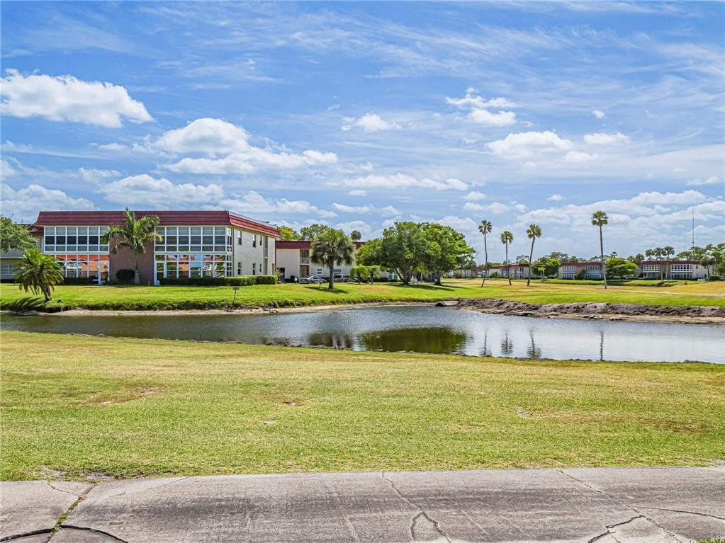 VISTA ROYALE PHASE IV BLDGS 83-111 - Residential