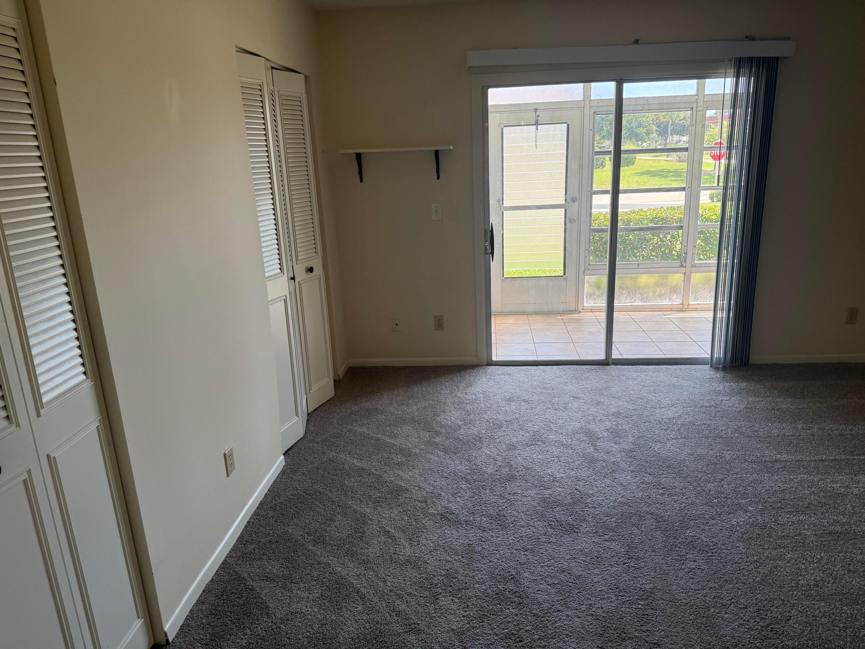 VISTA ROYALE PHASE IV BLDGS 83-111 - Residential