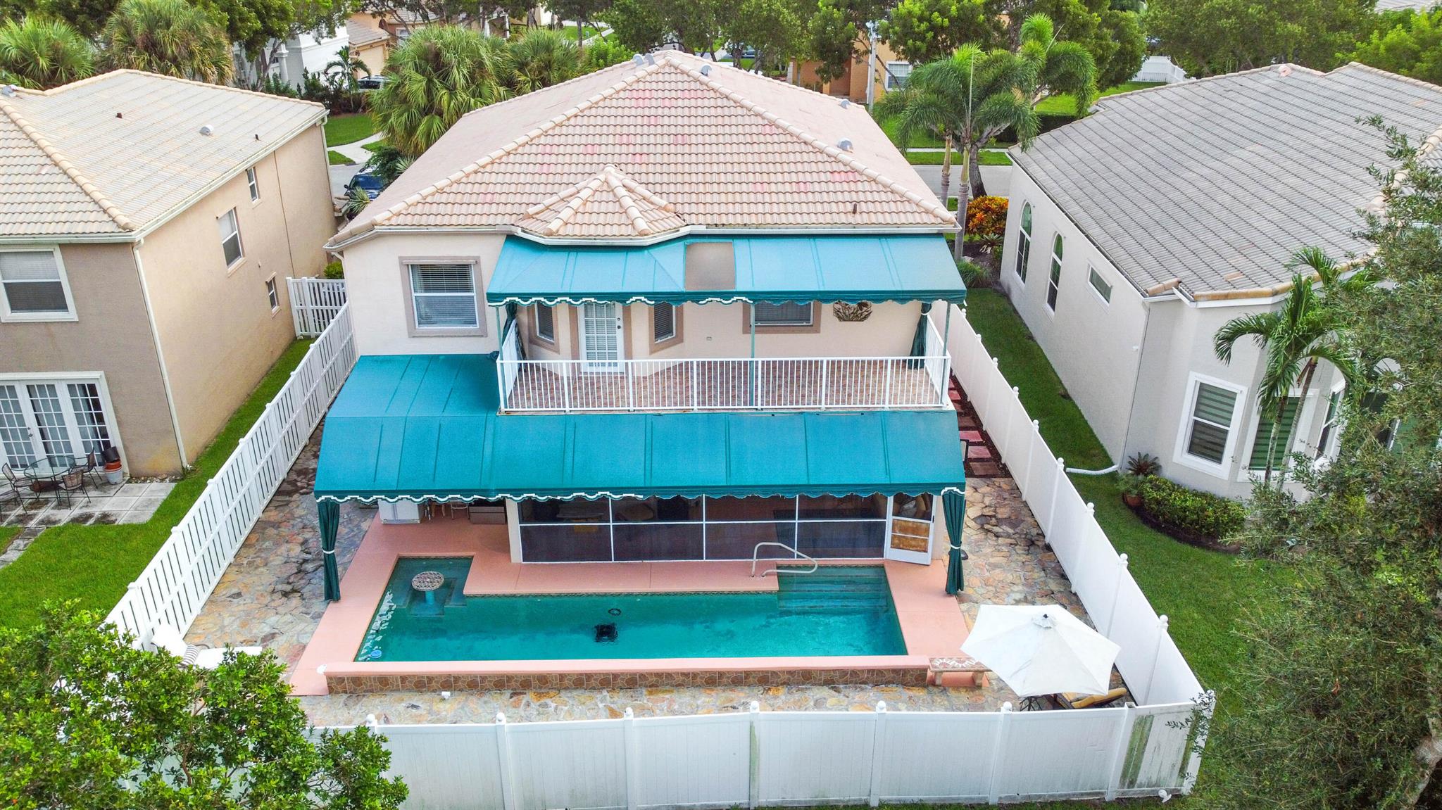 MADISON GREEN - Residential