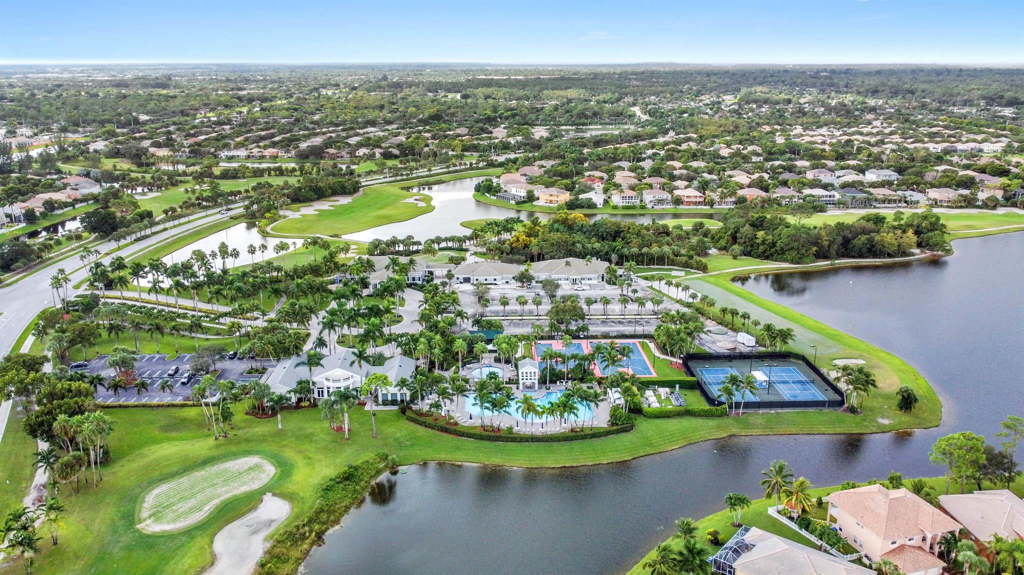 MADISON GREEN - Residential