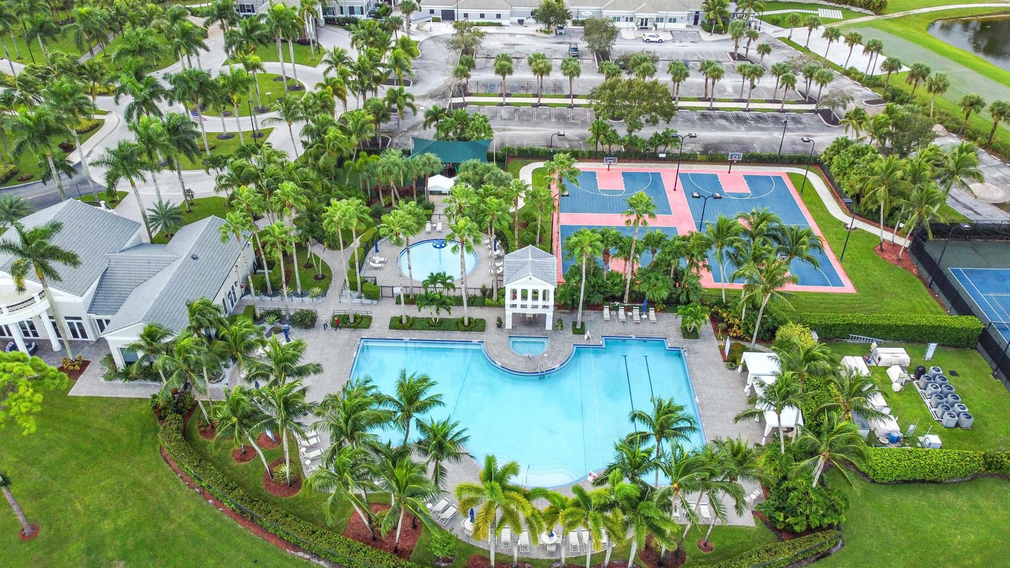 MADISON GREEN - Residential