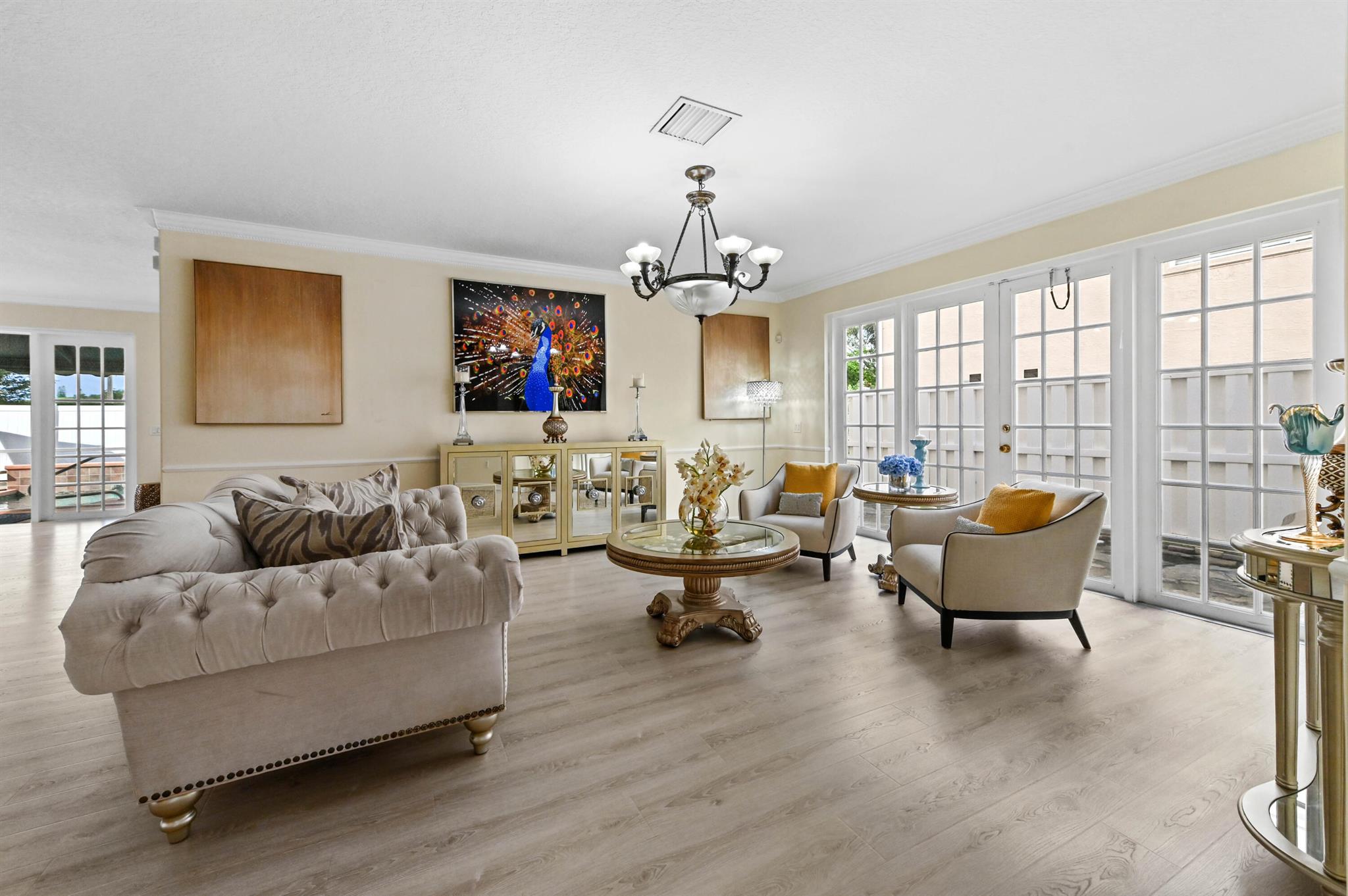 MADISON GREEN - Residential