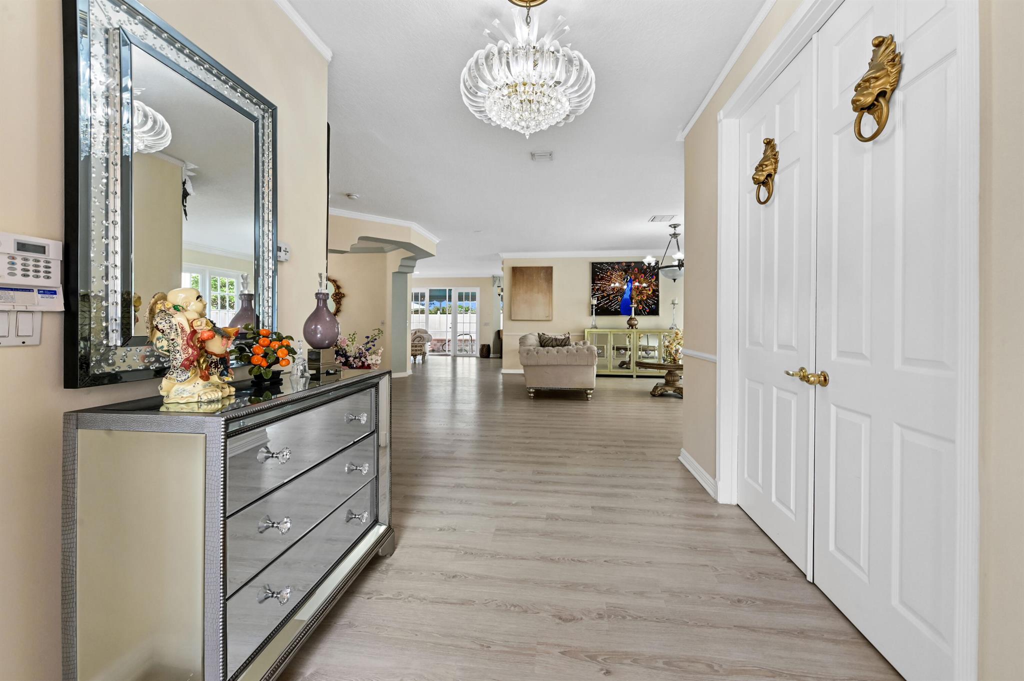 2503 Glendale Drive