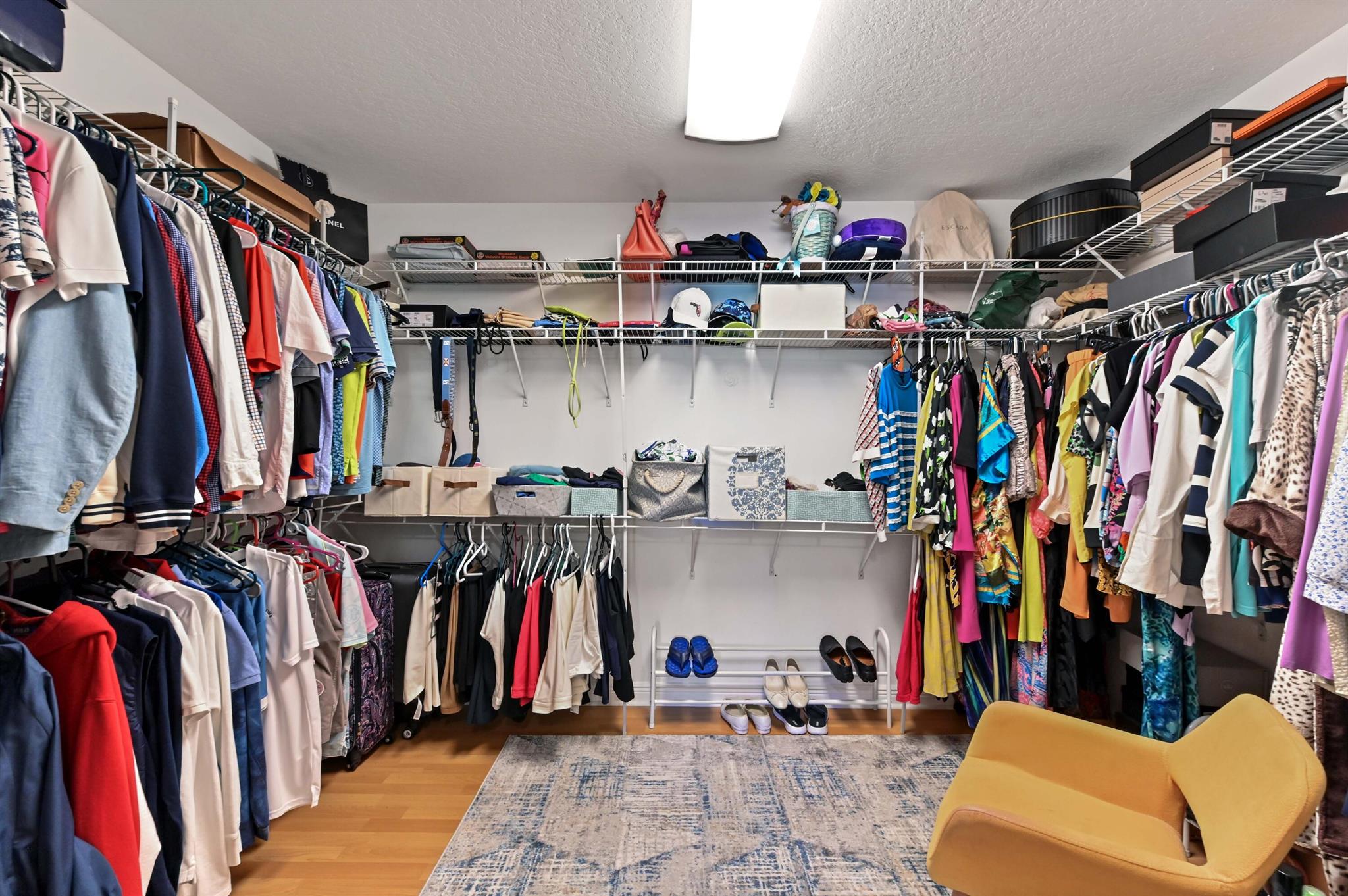 MADISON GREEN - Residential