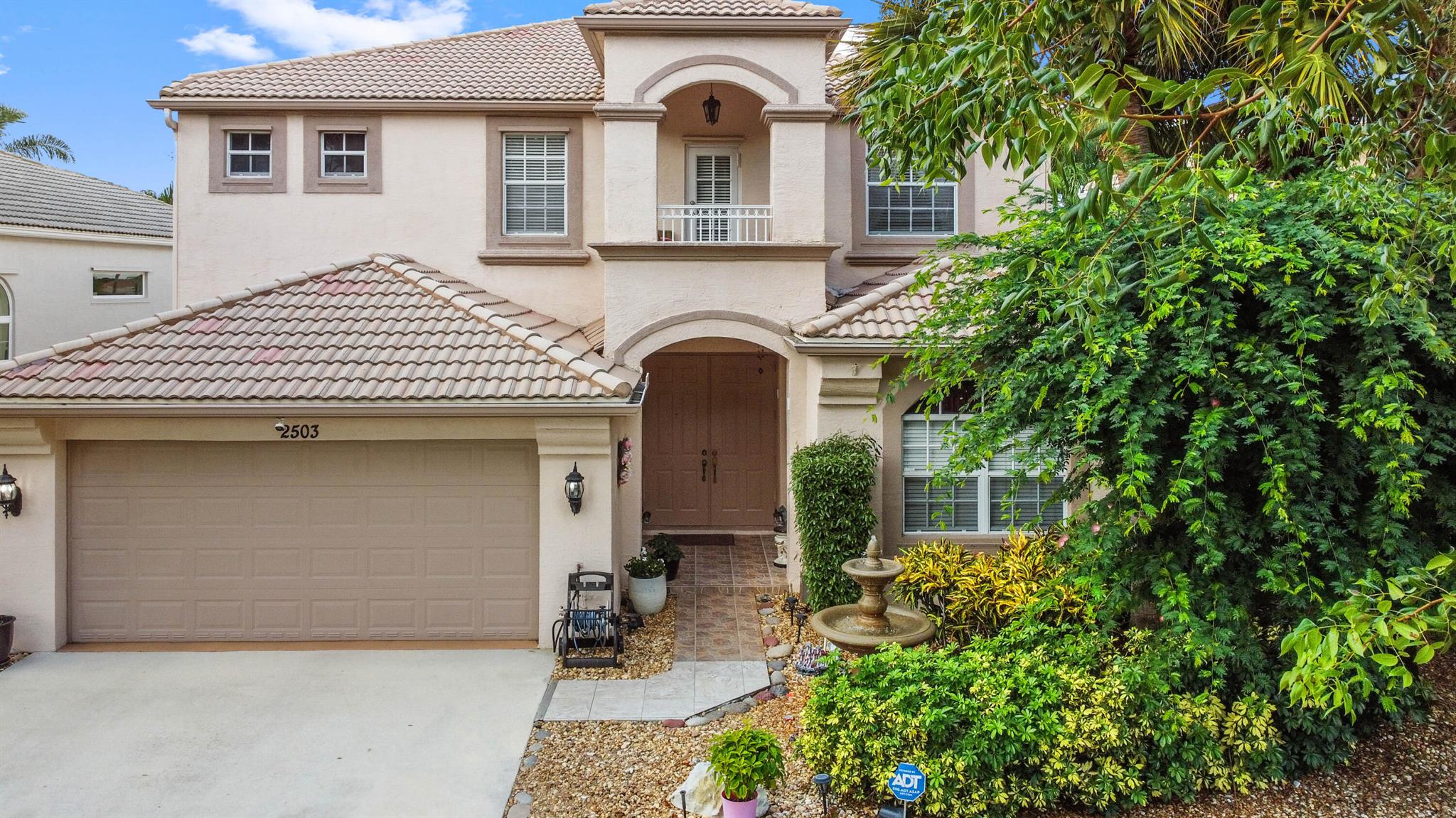 MADISON GREEN - Residential